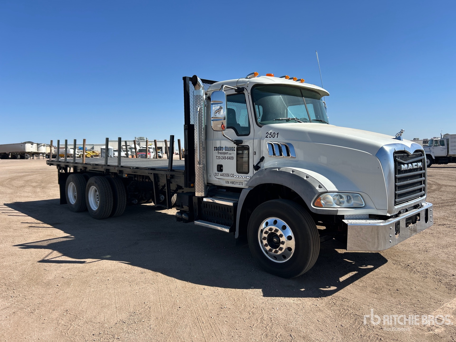 2017 Mack GU533