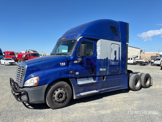 2017 Freightliner Cascadia 125 T/A Sleeper Truck Tractor