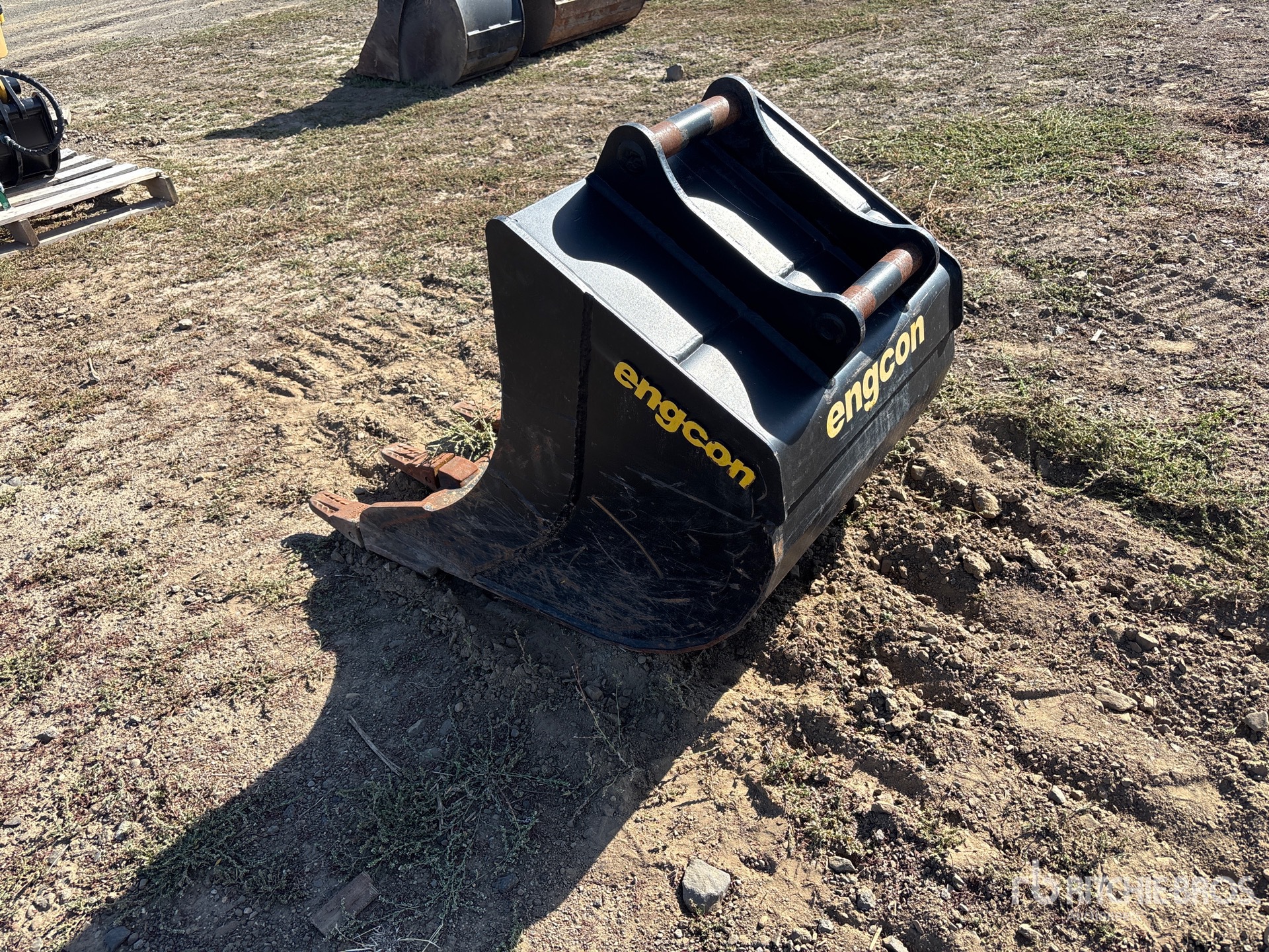 2022 Engcon 24 IN DIGGING