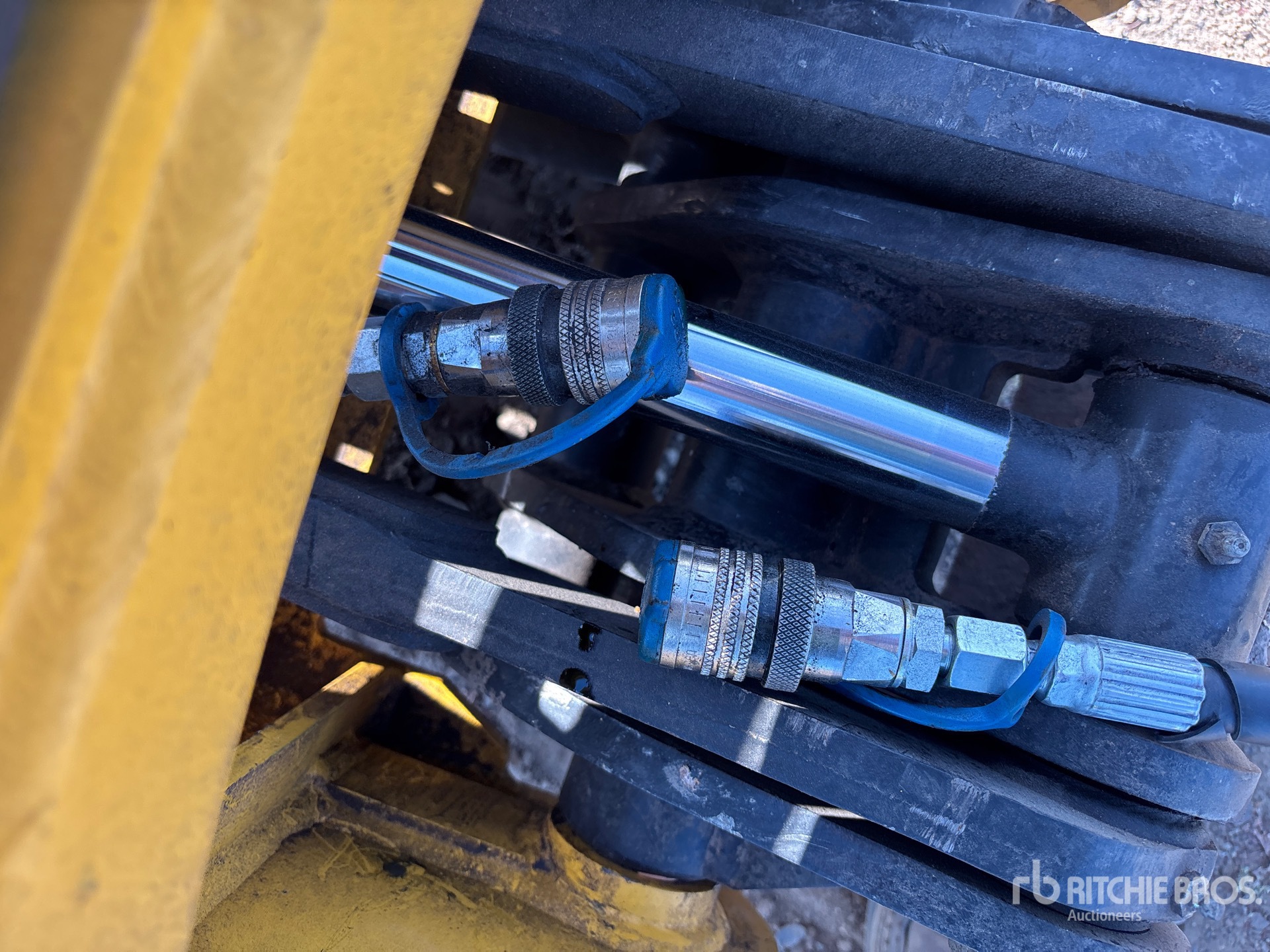 2022 Engcon 12 IN HYDRAULIC