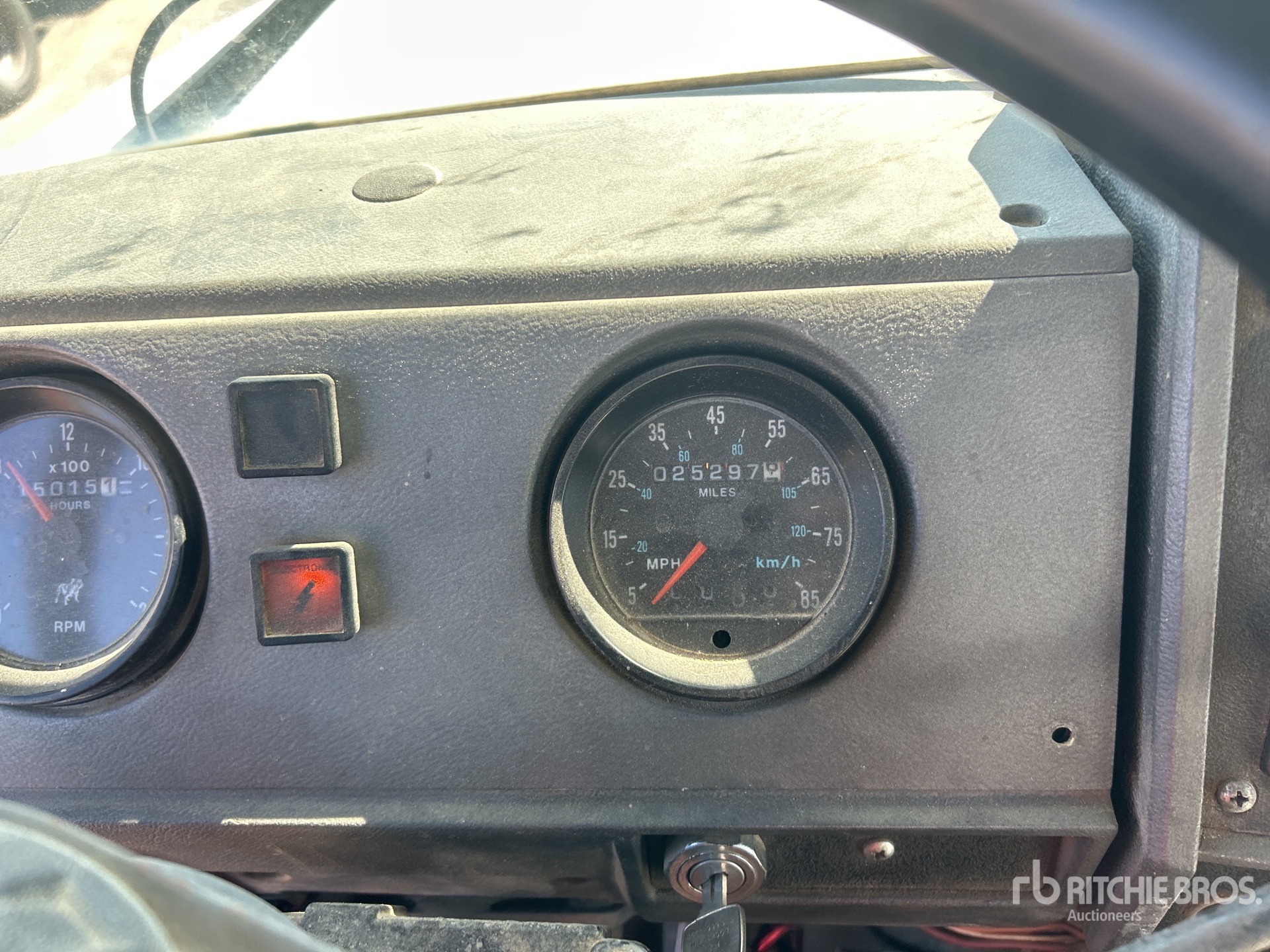 1999 Mack RD688S