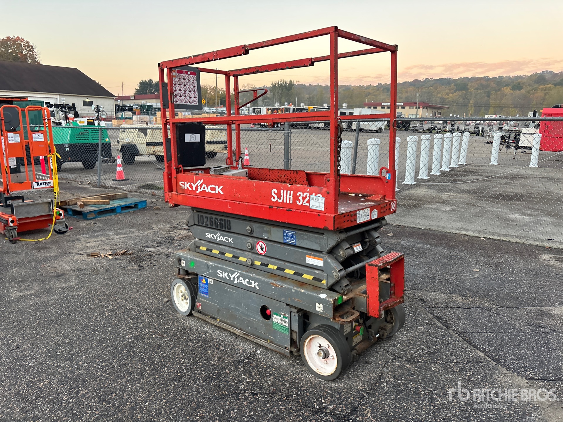 2014 Skyjack SJ3219