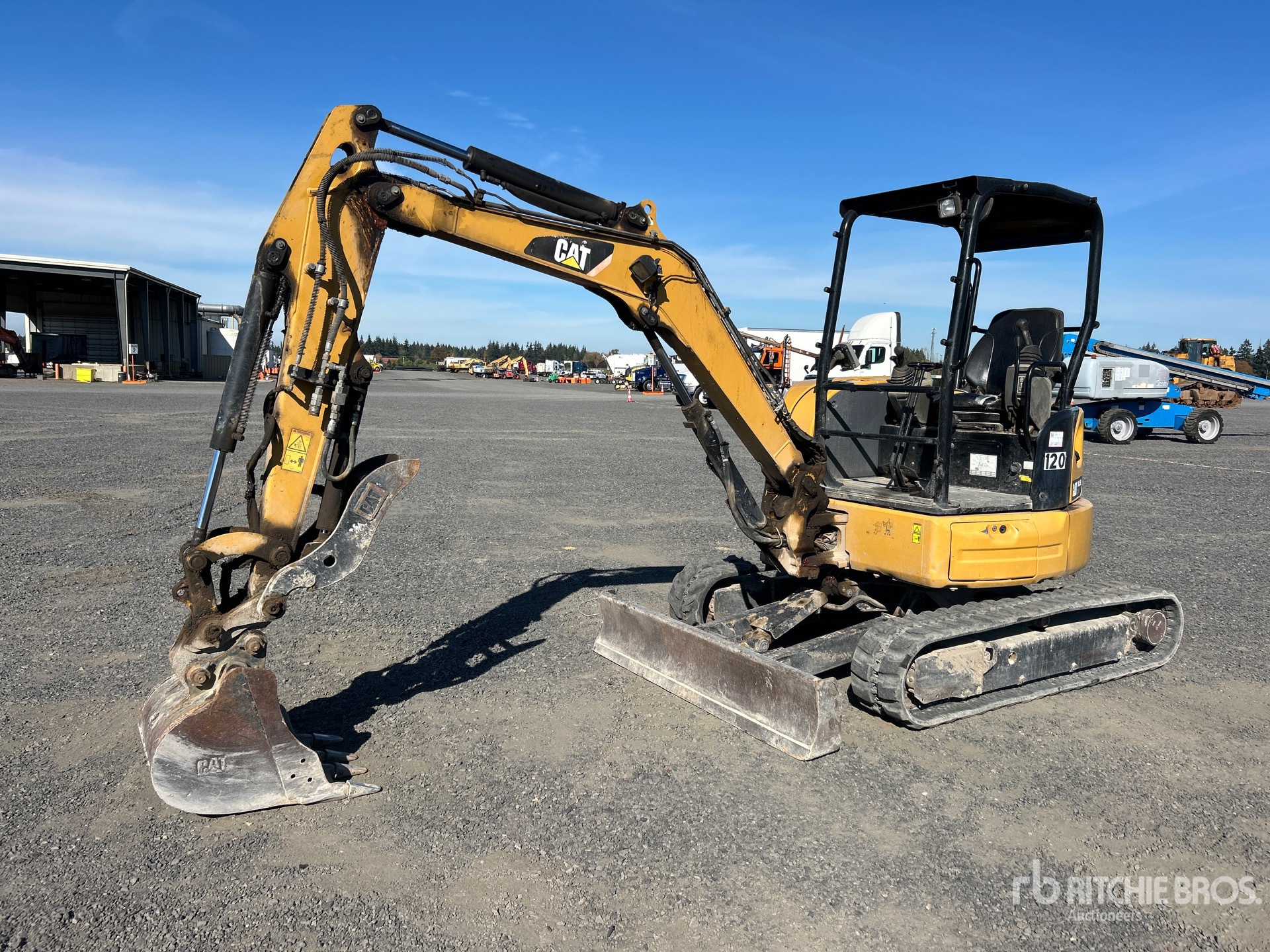 2017 Caterpillar 303.5E2 CR