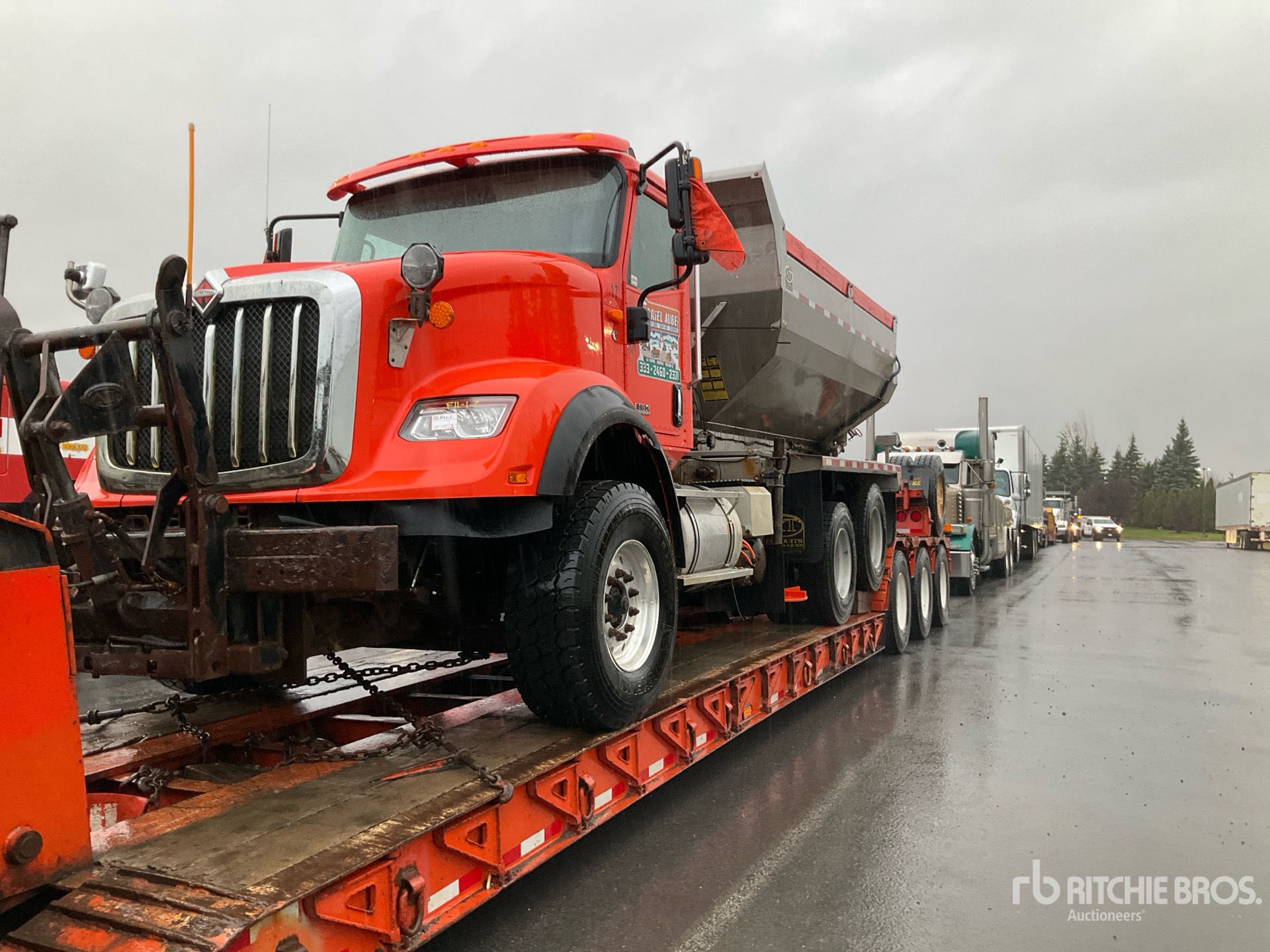 2019 International HX620