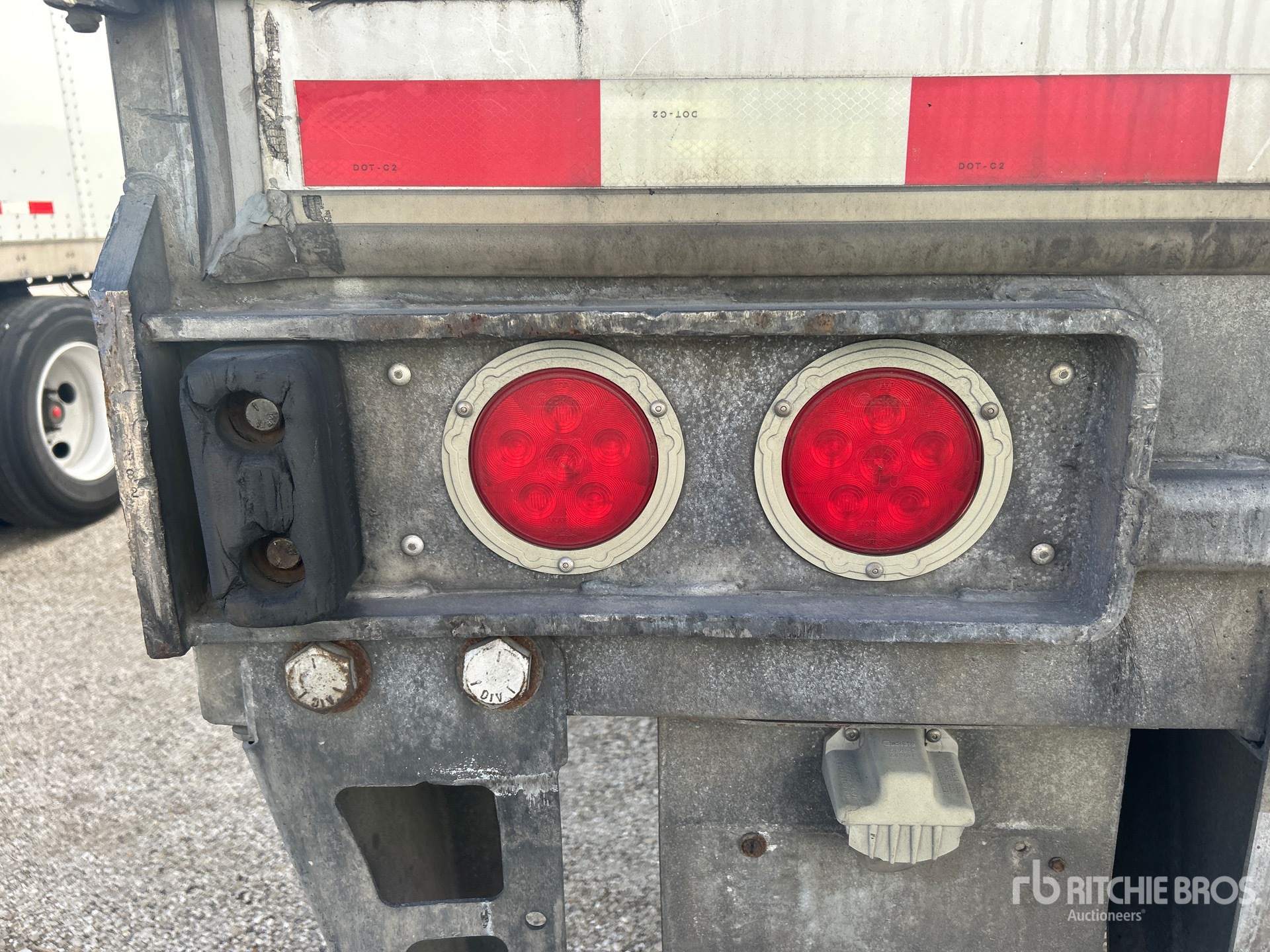 2021 Stoughton ZGPVW-535T