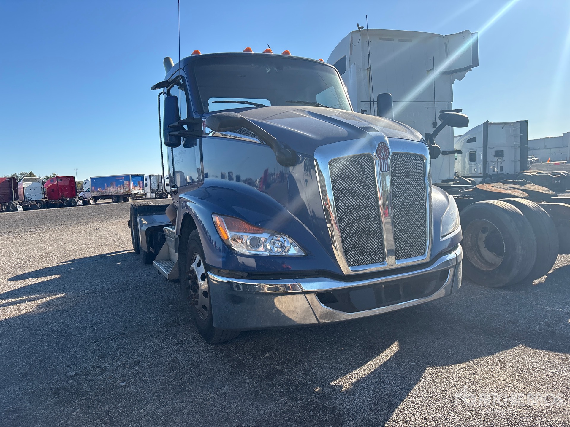 2023 Kenworth T680