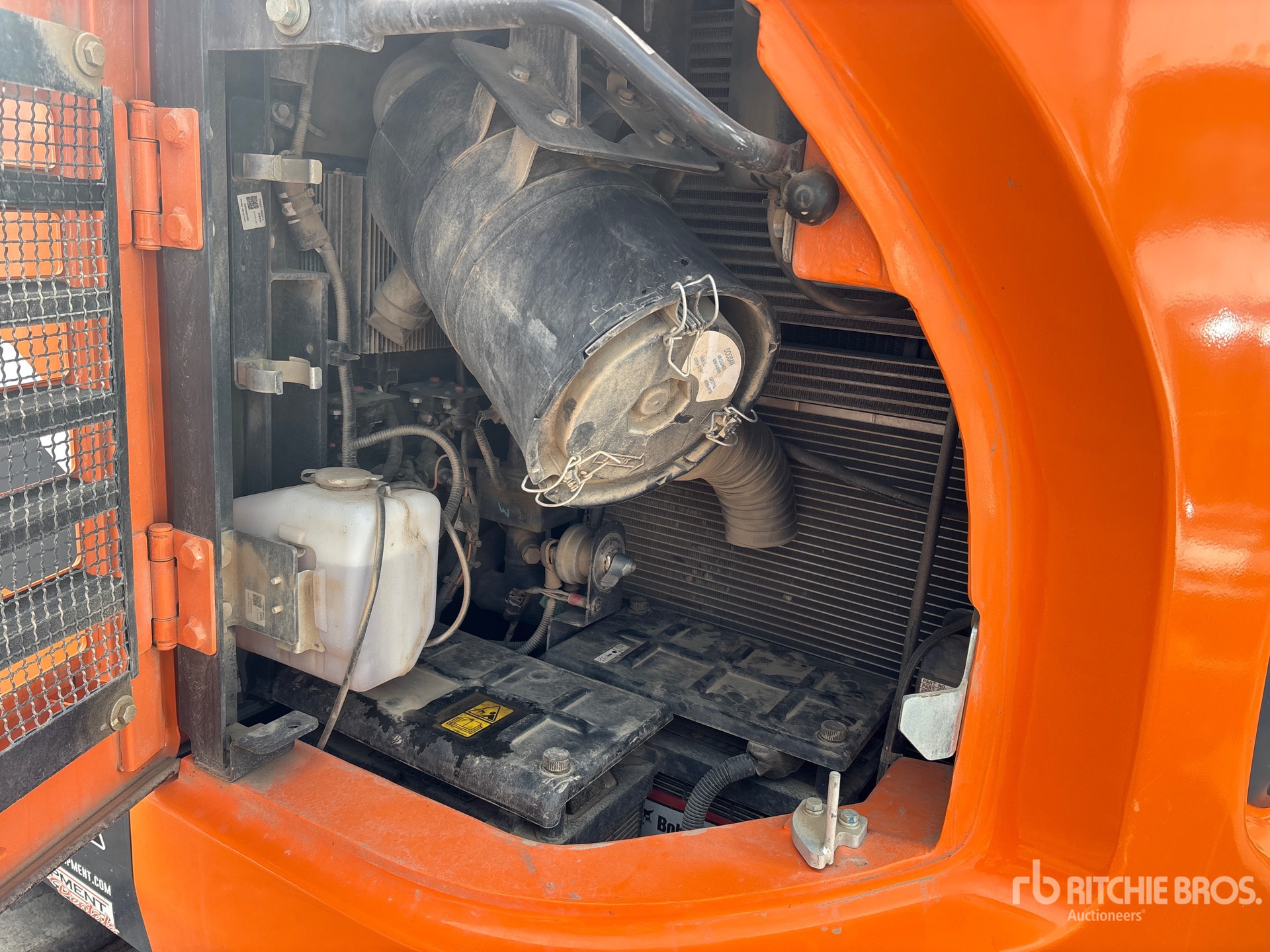 2023 Develon DX140LCR-7