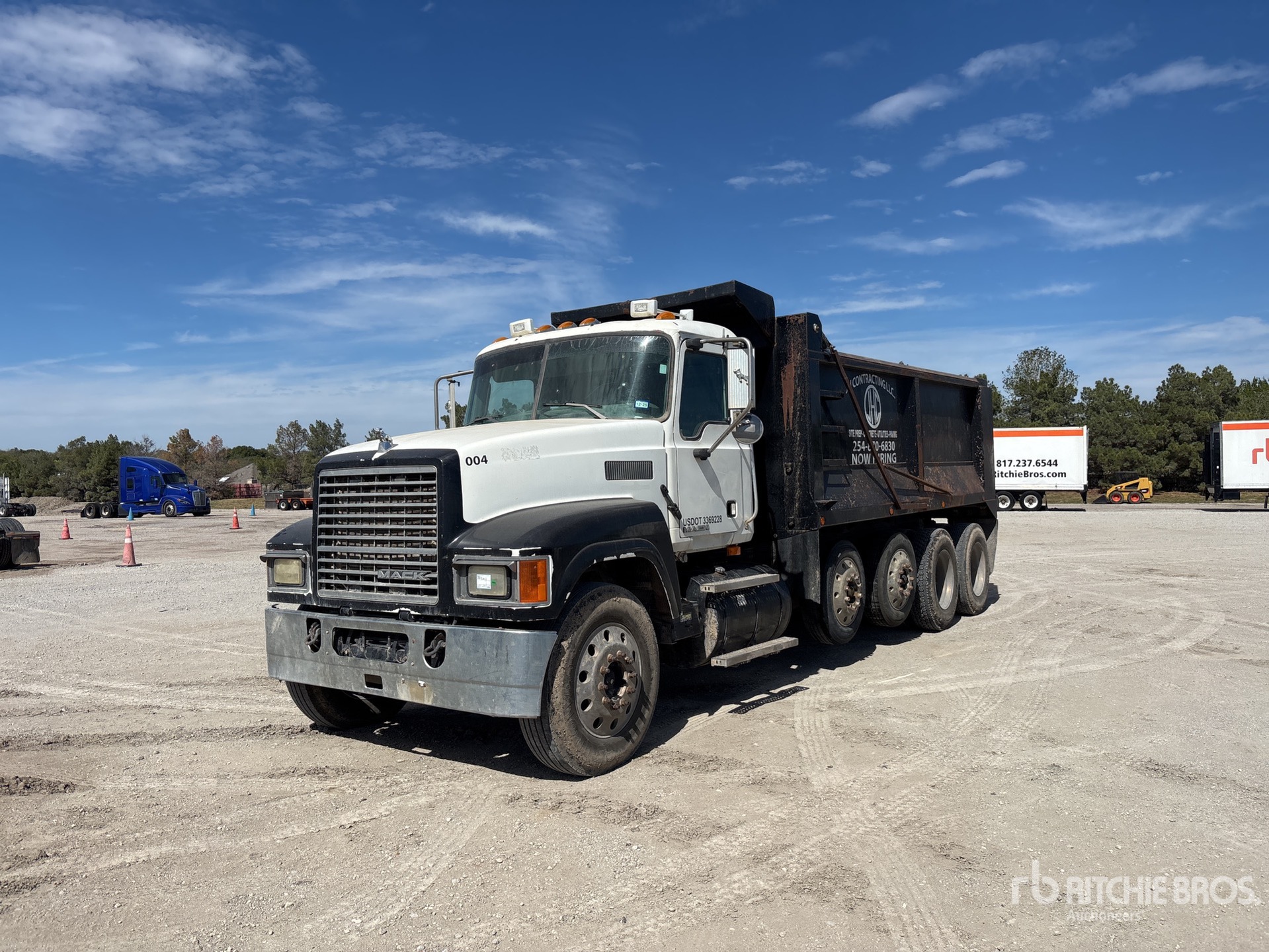 Photo of 2008 Mack CHU613