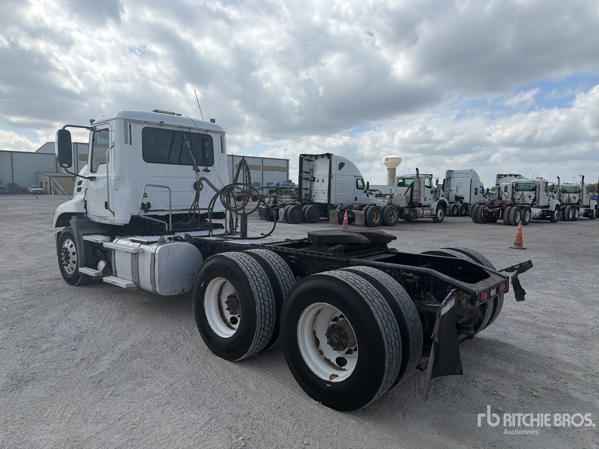 2014 Mack CXU613