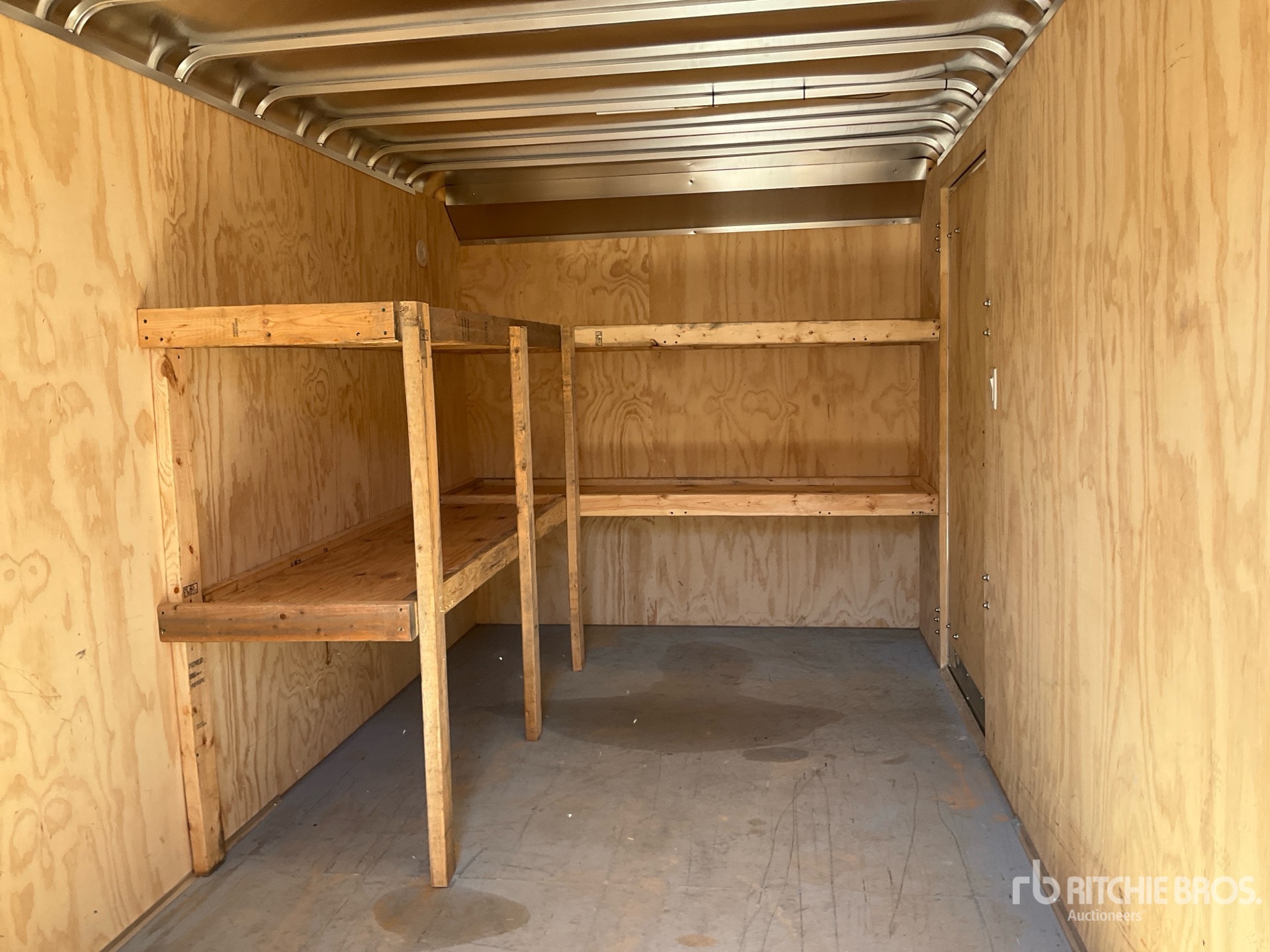 2023 Interstate 16 FT T/A