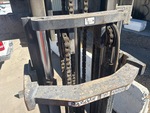 Hydraulics with Mast Lift Cylinders