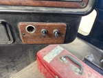 Cab with Window Controls