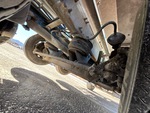 Underbody with Non-Driven Drop Axle (2)