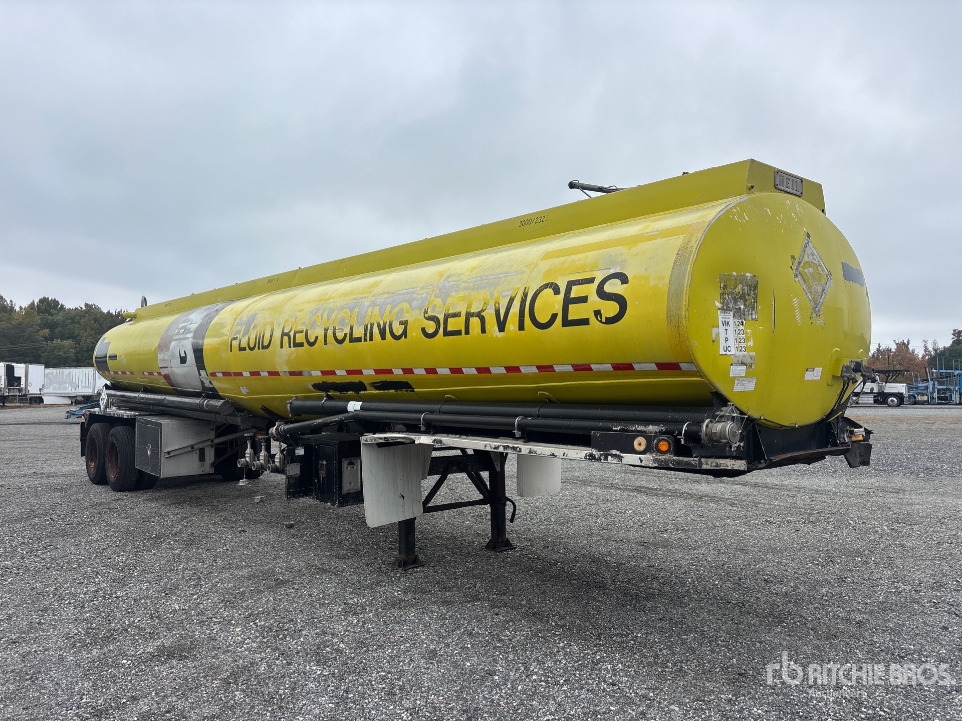 1987 Heil 8000 gal T/A