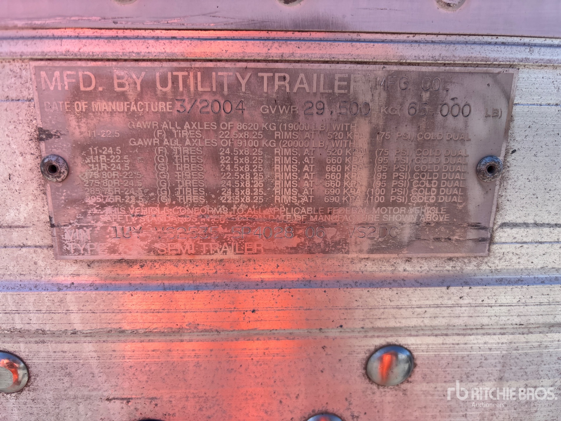 2005 Utility VS2DC