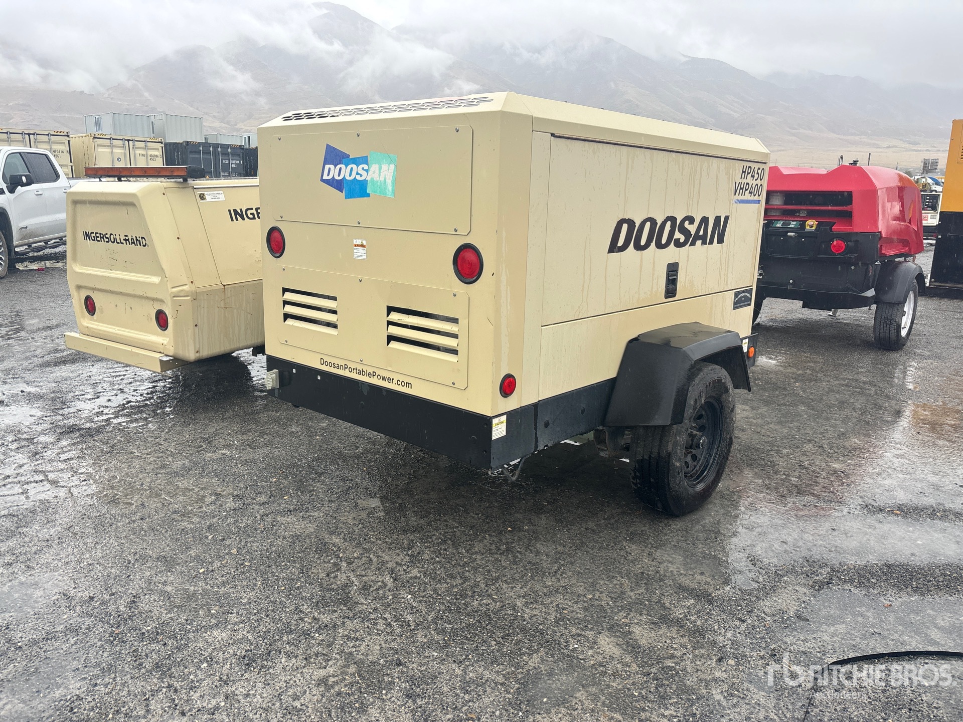 2019 Doosan Portable Power HP450/VHP400