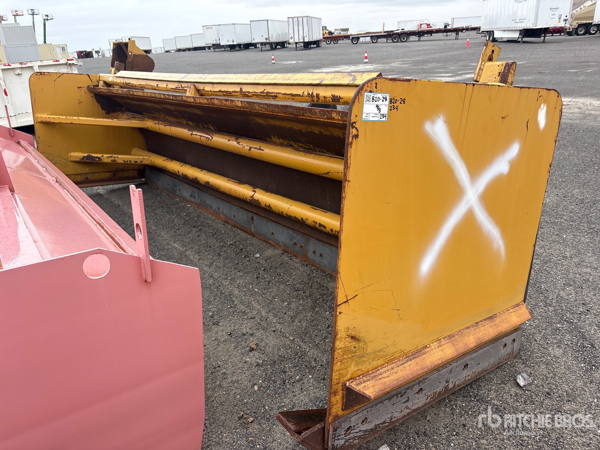 Rylind 16 FT 8 IN 16 FT HYDRAULIC