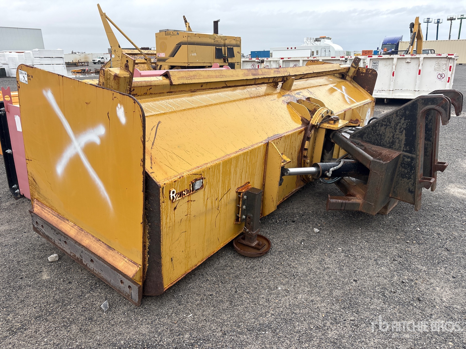 Rylind 16 FT 8 IN 16 FT HYDRAULIC