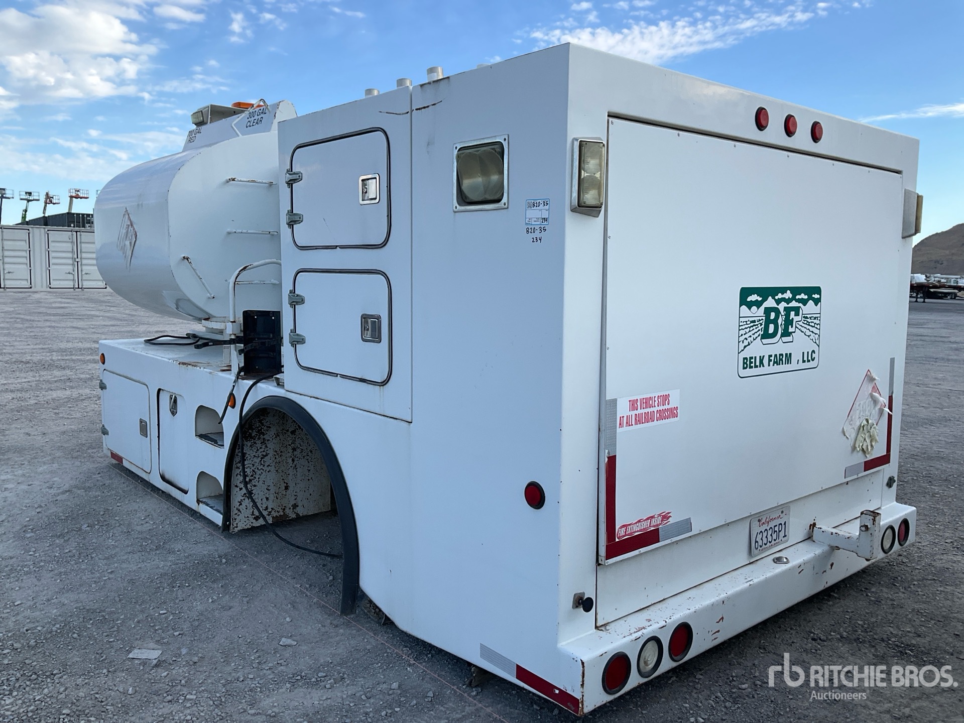 Valew FUEL AND LUBE TRUCK