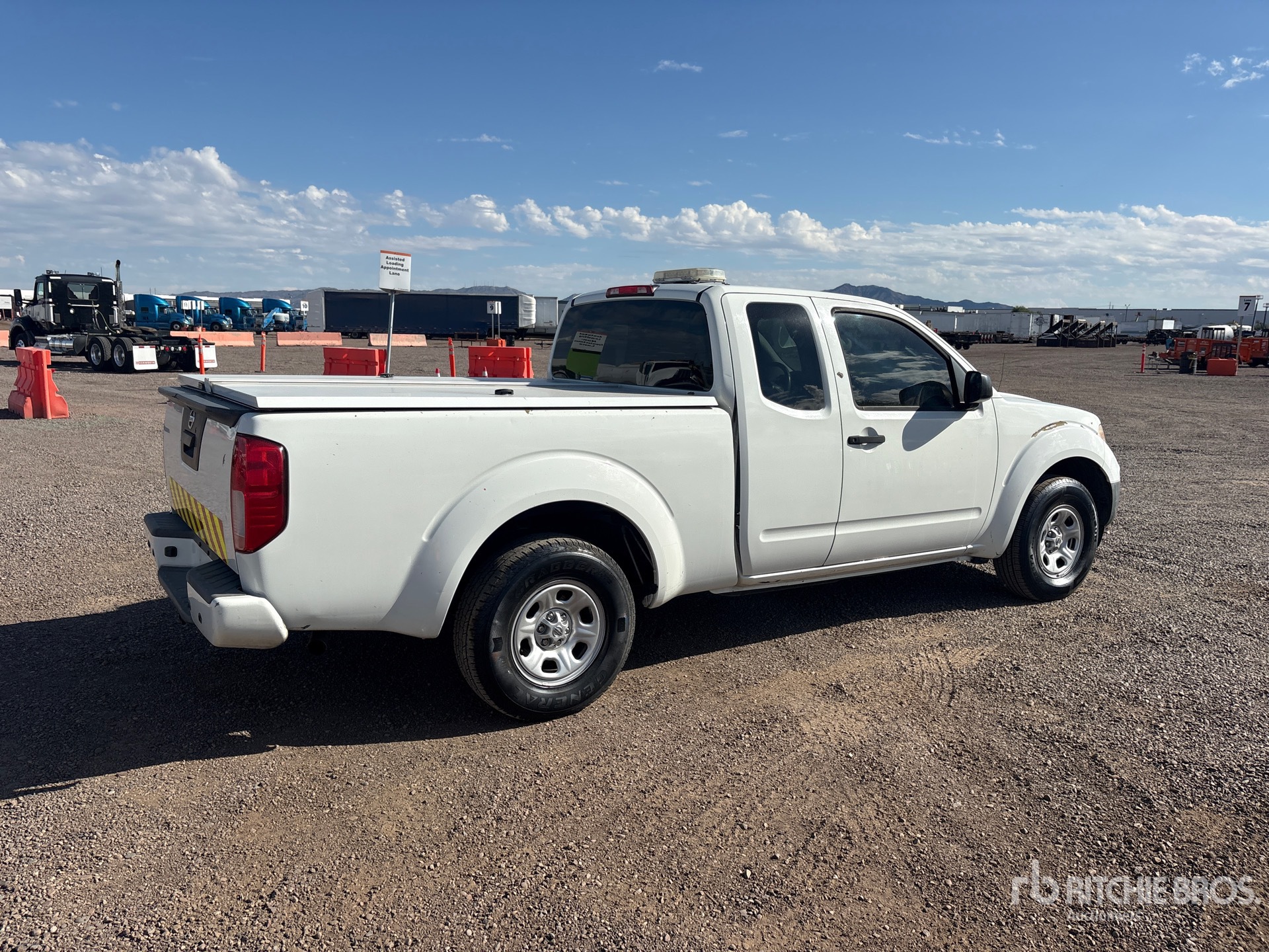 2017 Nissan FRONTIER