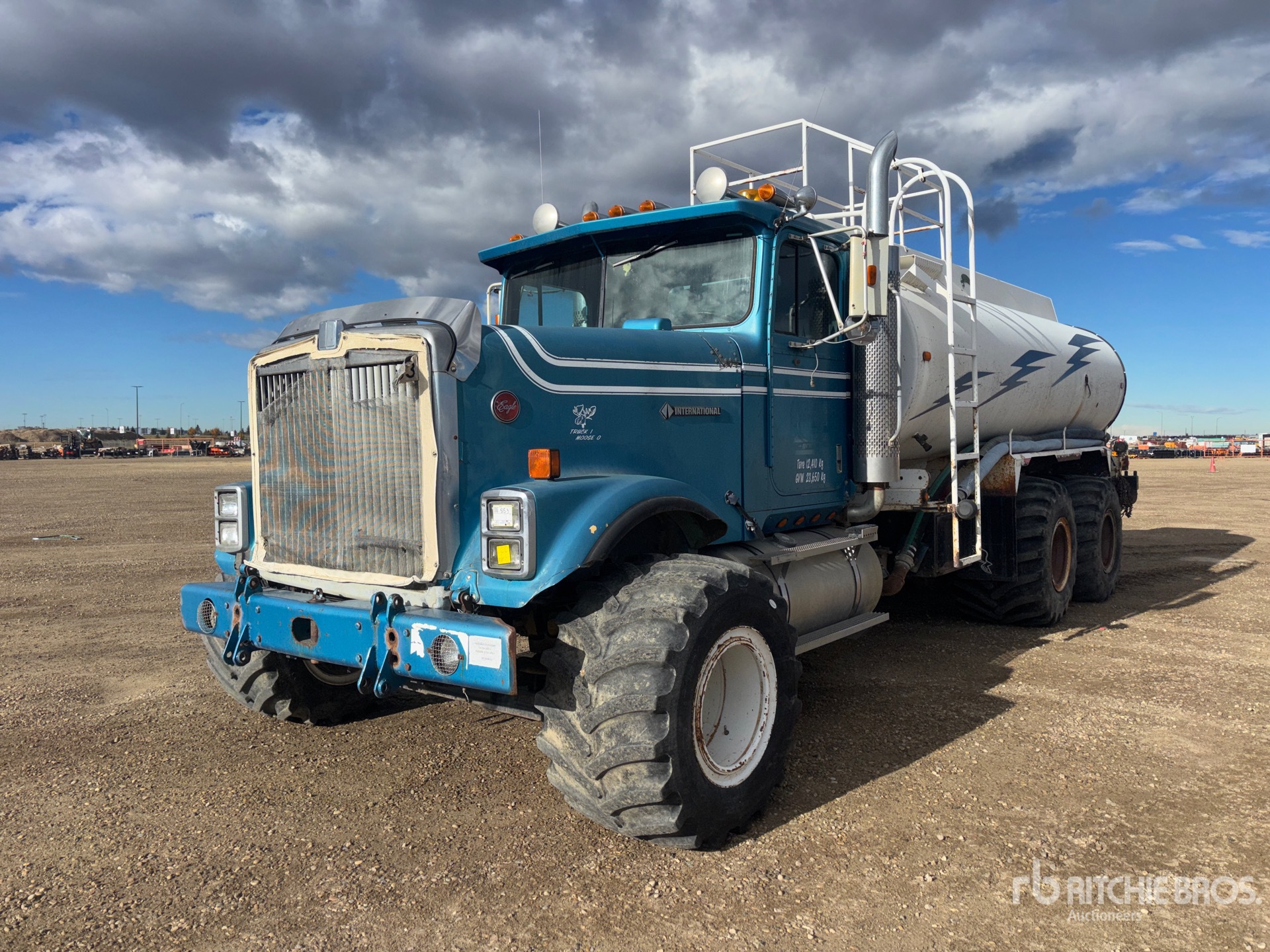 Photo of 1988 International F9370