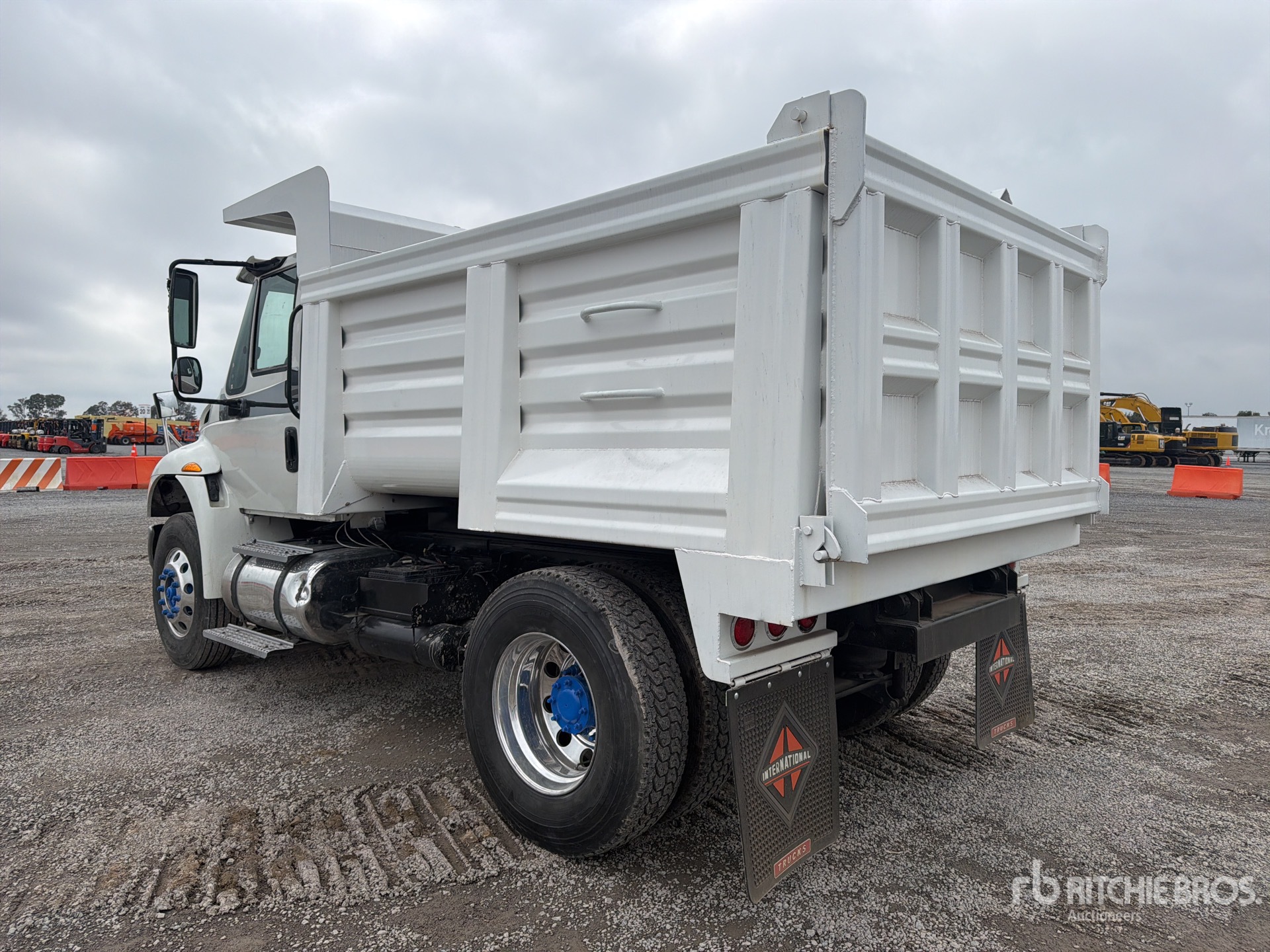 2014 International 4400
