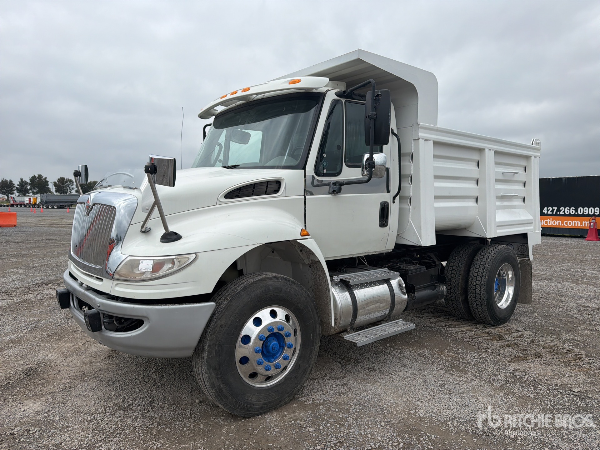 2014 International 4400