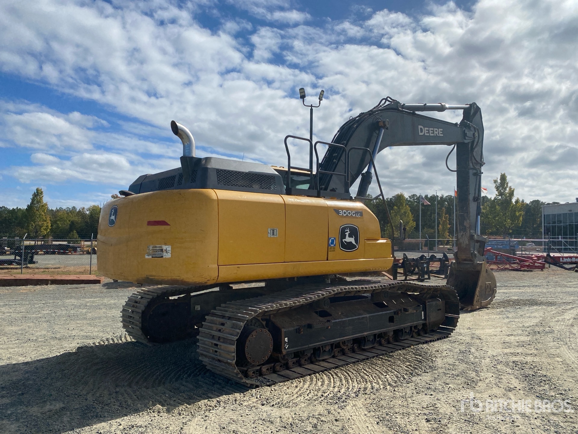 2022 John Deere 300G LC