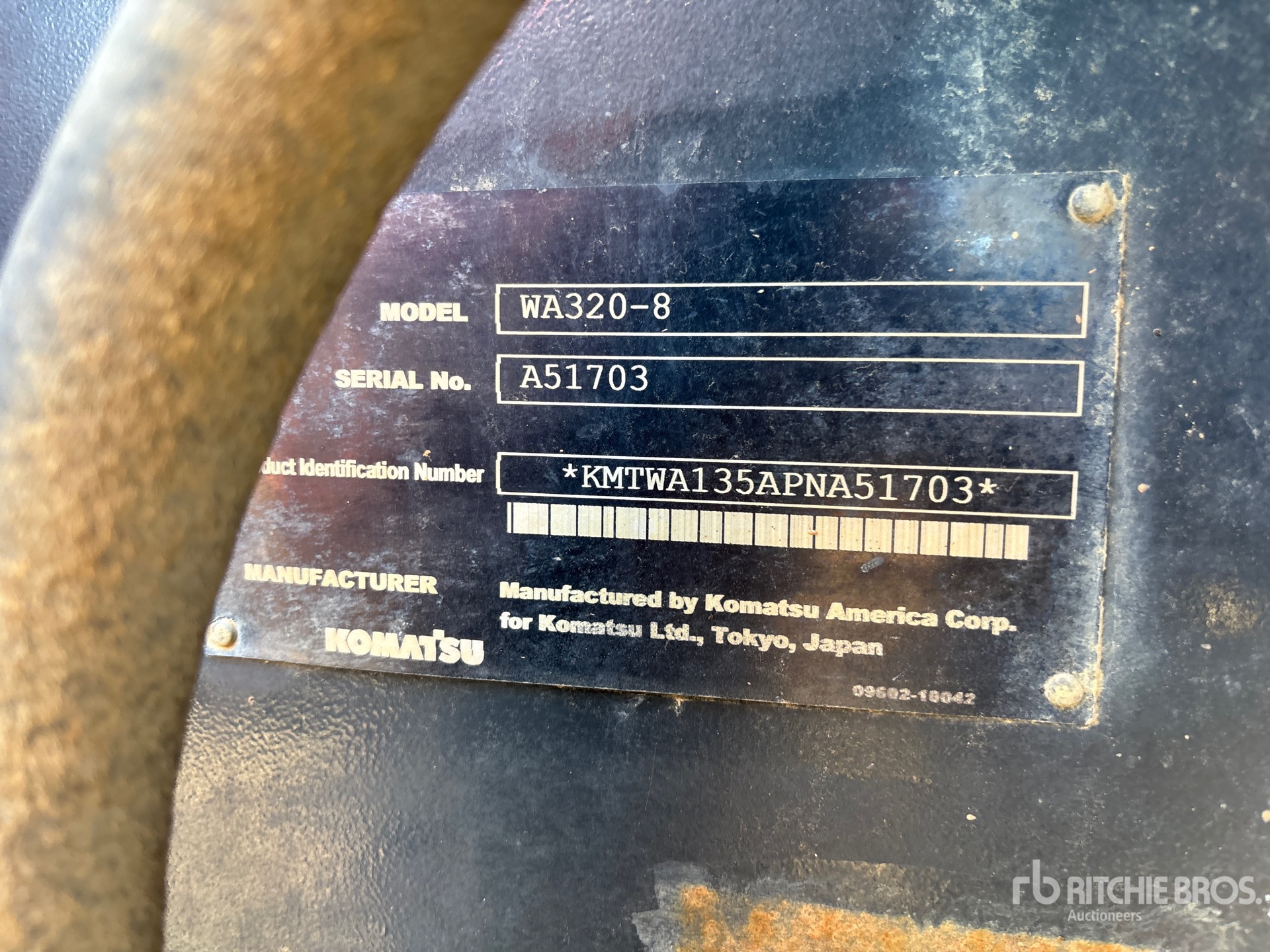 2023 Komatsu WA320-8