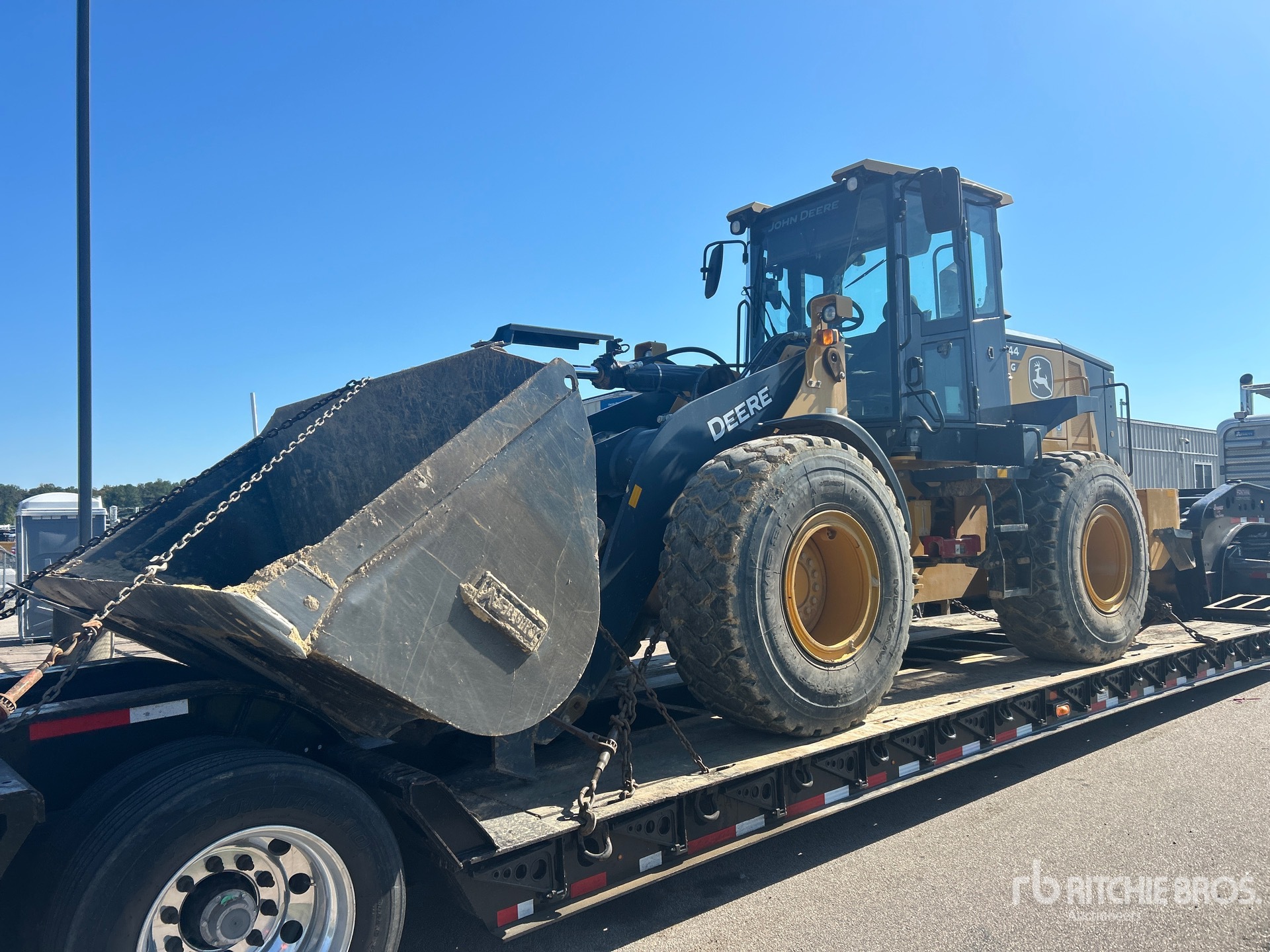 Photo of 2023 John Deere 544 G-TIER
