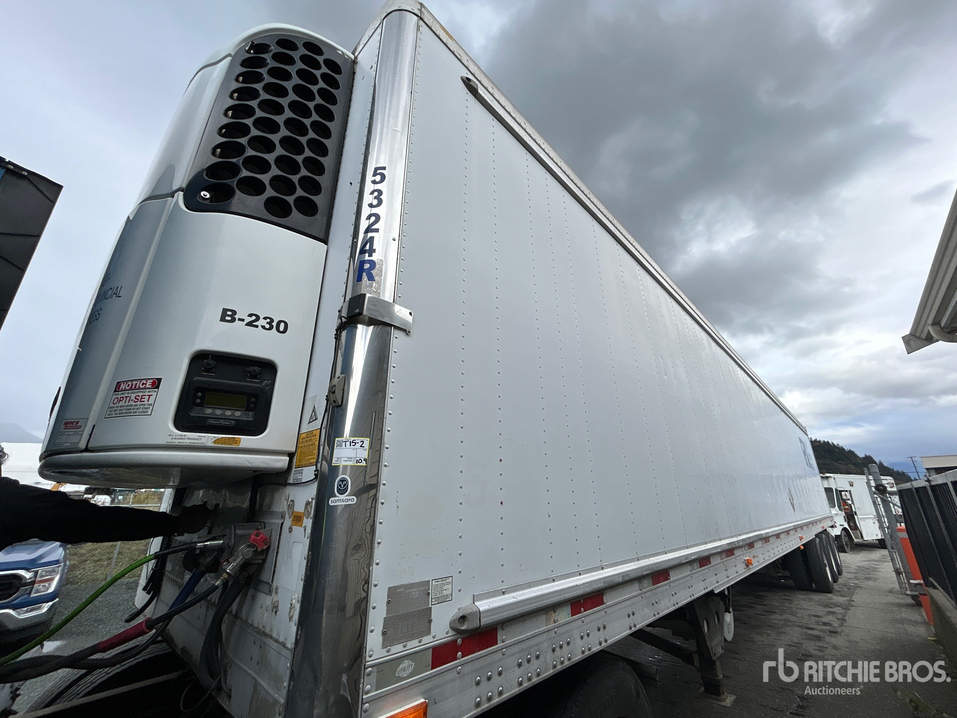 2013 Utility 53 FT X 102 IN TRI/A