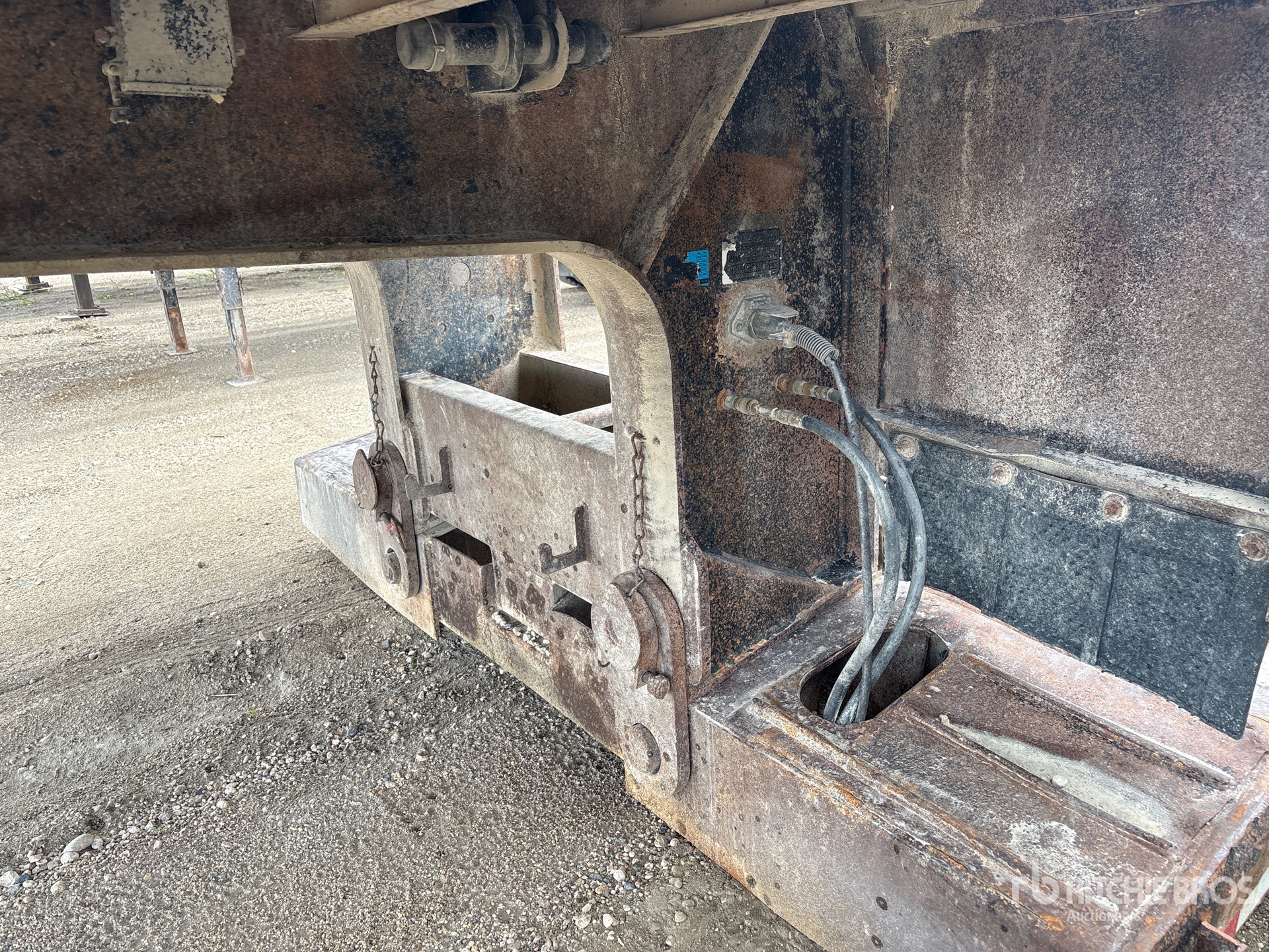1995 Trail King T/A EXTENDABLE REMOVABLE GOOSENECK