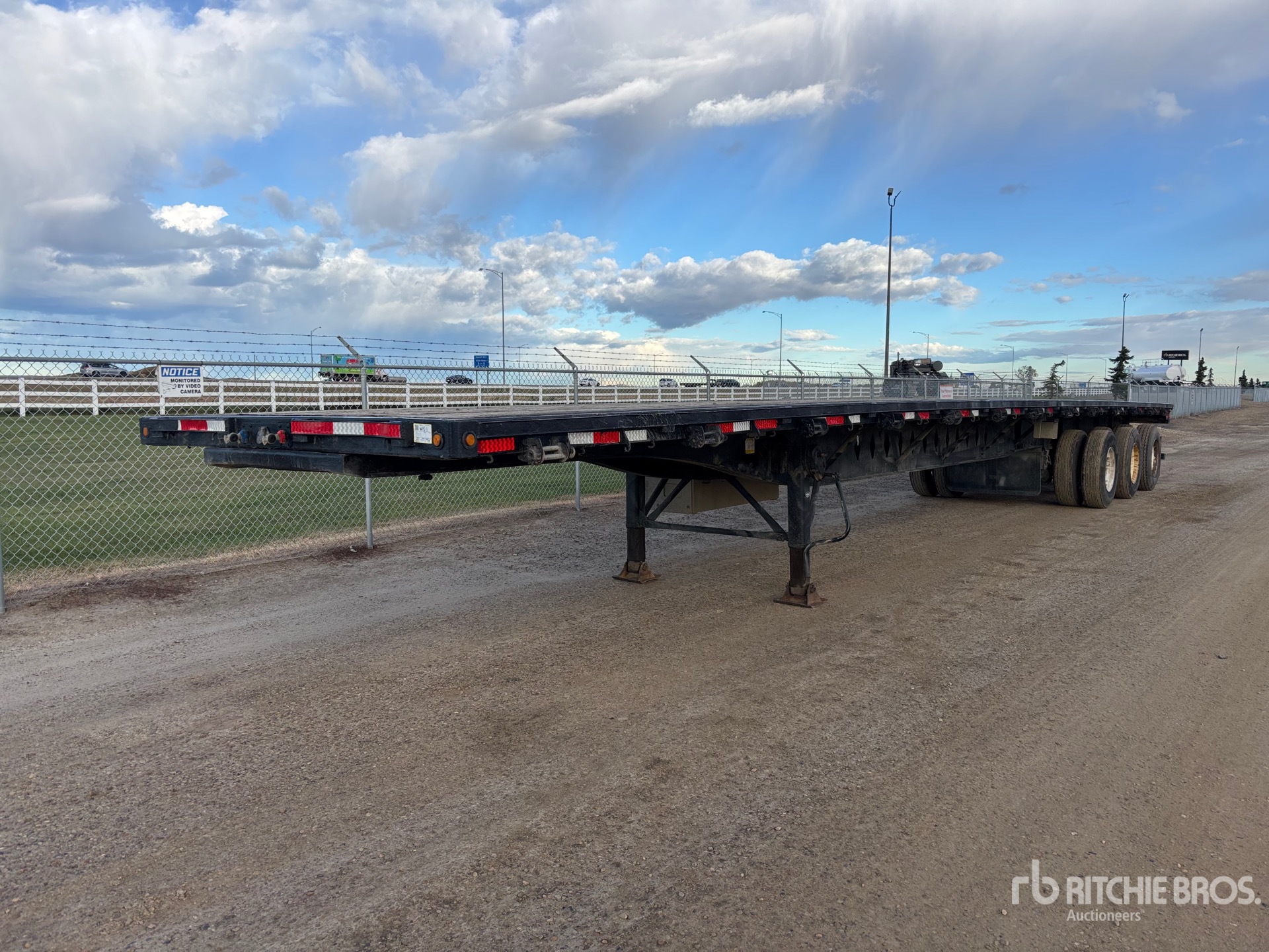 Photo of 2015 Load King  53 ft Tri/A