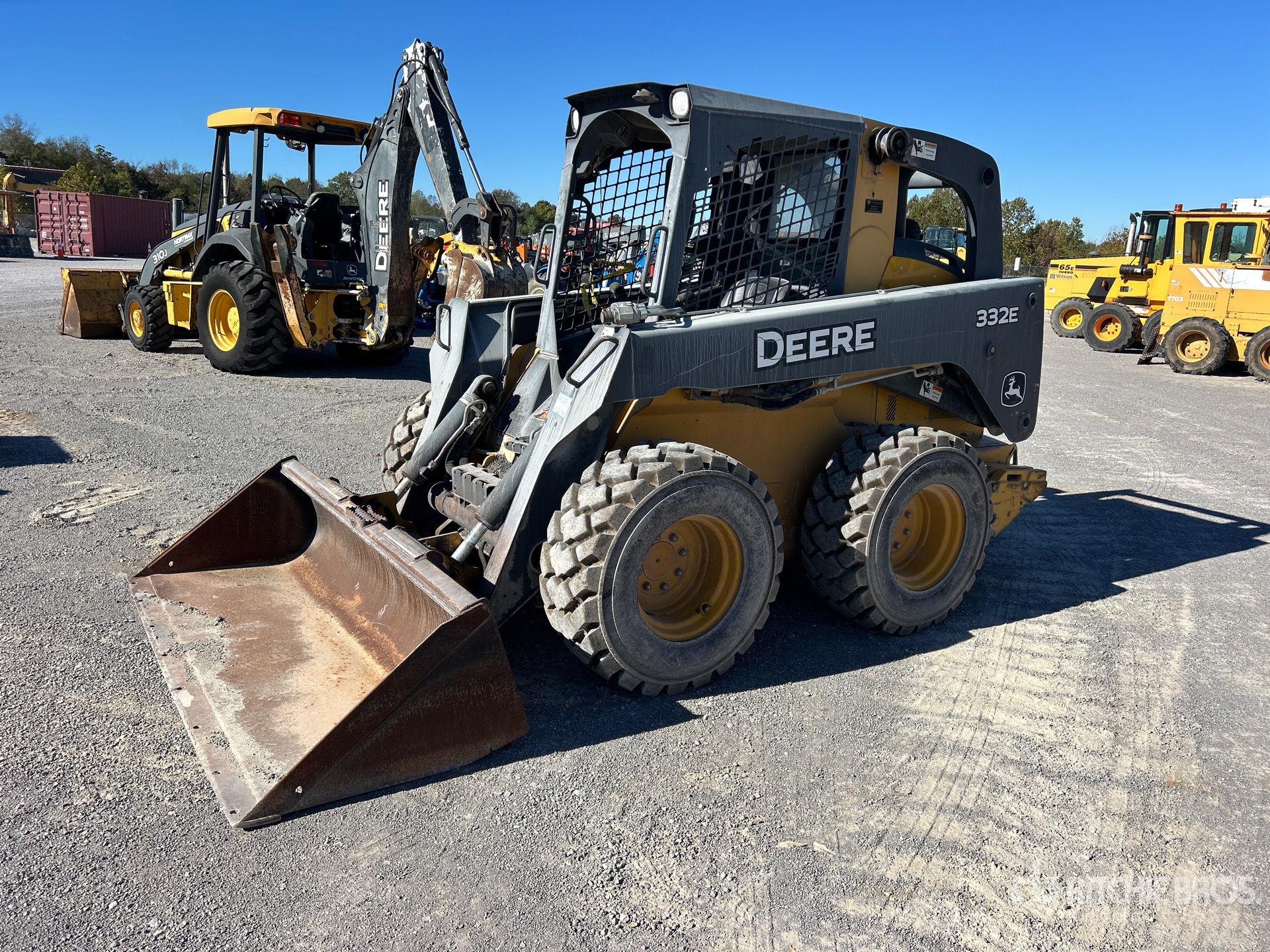 Photo of 2014 John Deere 332E