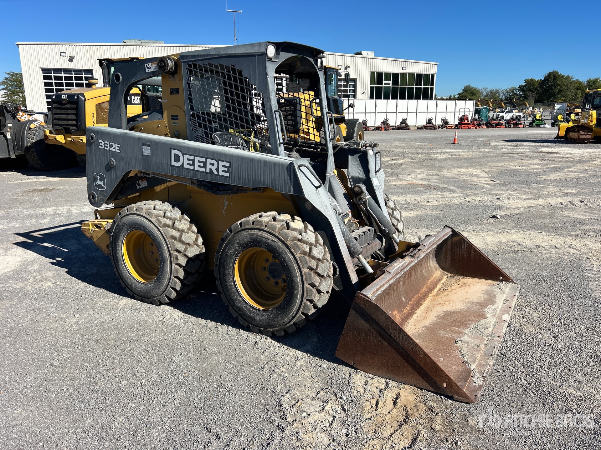 2014 John Deere 332E