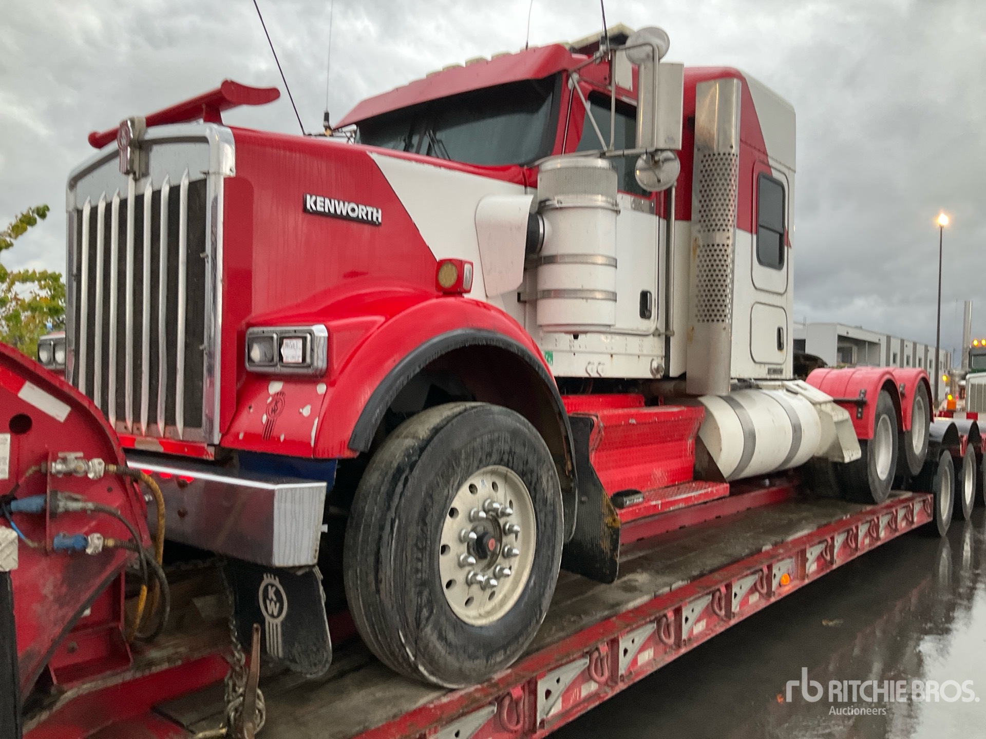 2016 Kenworth W900