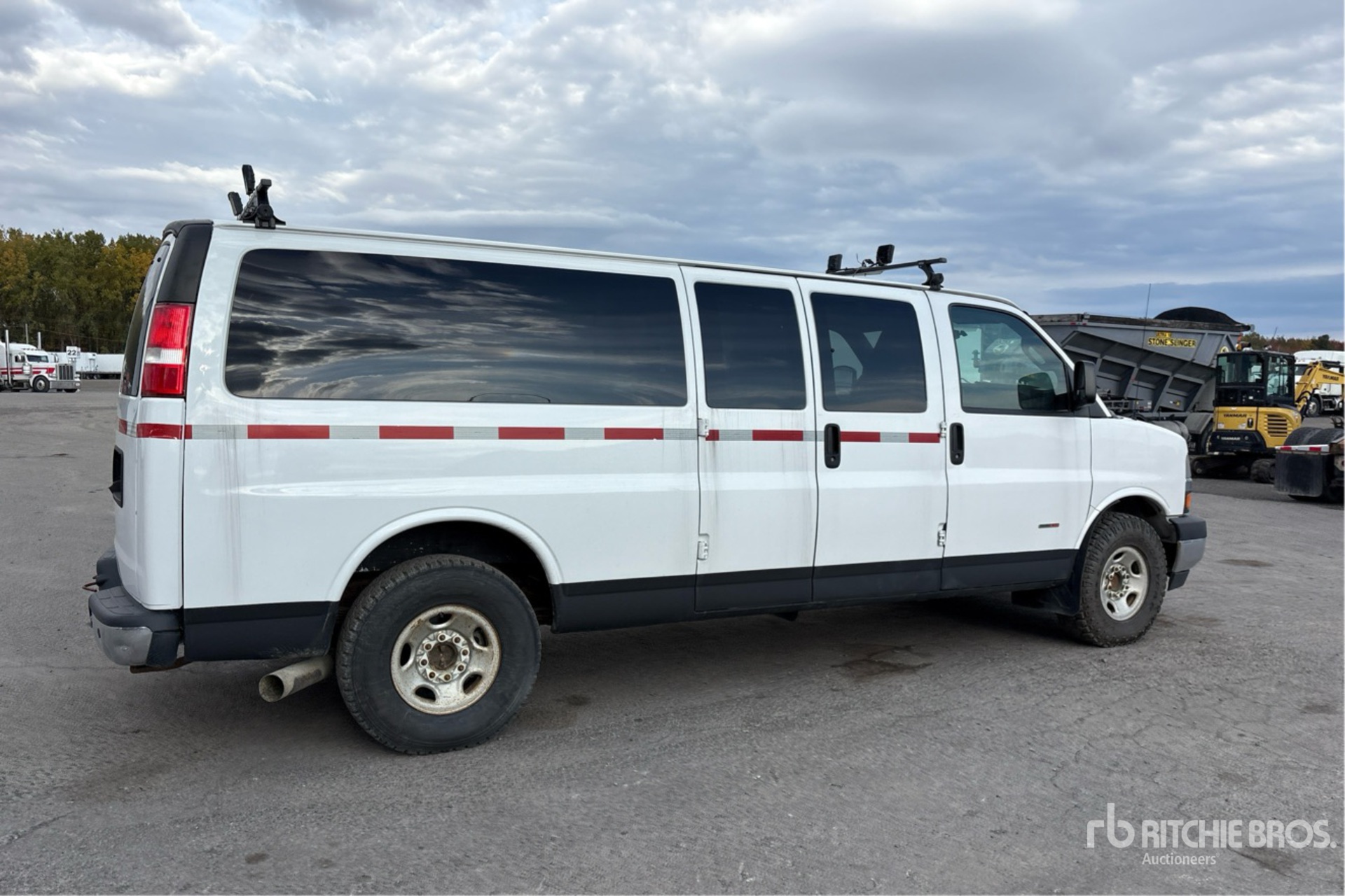 2017 Chevrolet EXPRESS 3500