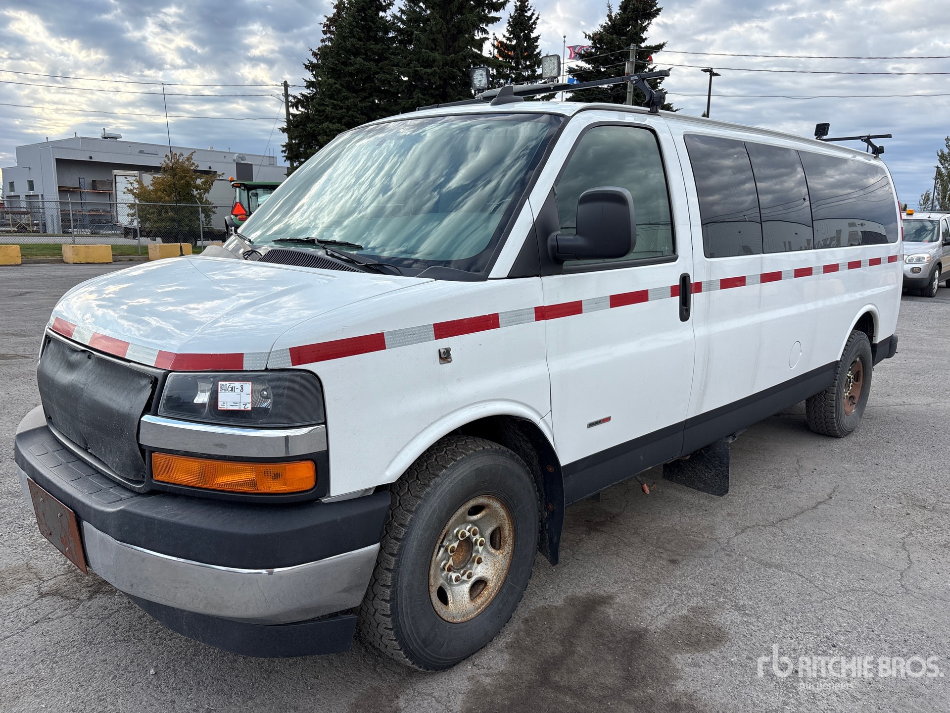 Photo of 2017 Chevrolet EXPRESS 3500