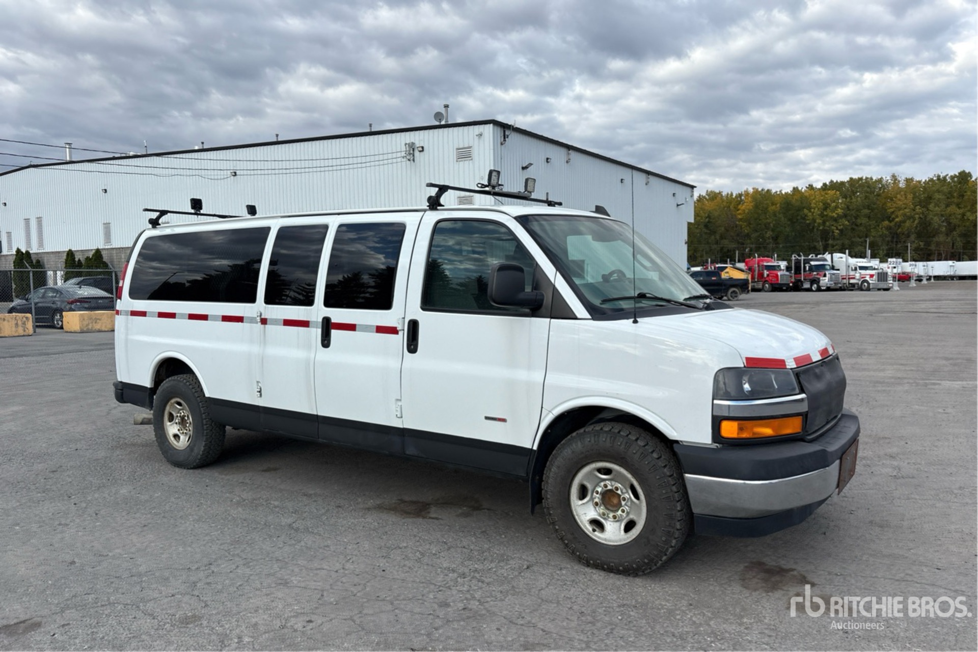 2017 Chevrolet EXPRESS 3500