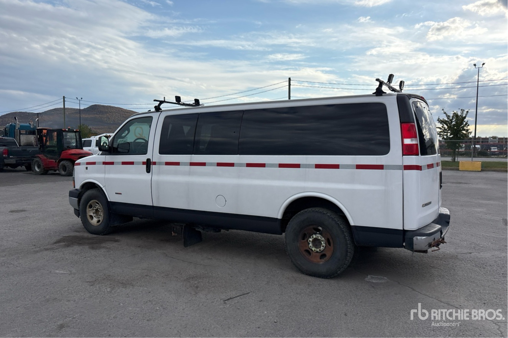 2017 Chevrolet EXPRESS 3500