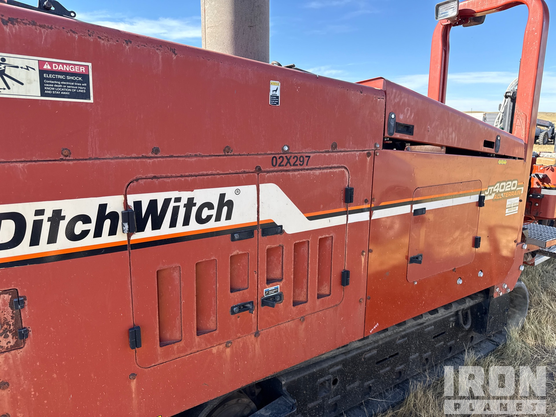 2002 Ditch Witch JT4020
