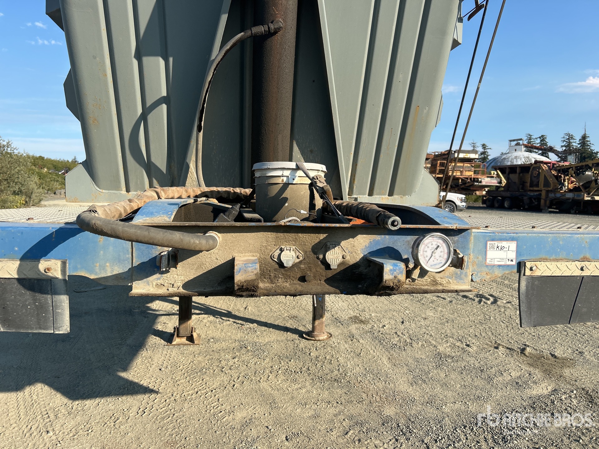 2006 Arnes 30 FT TRI/A