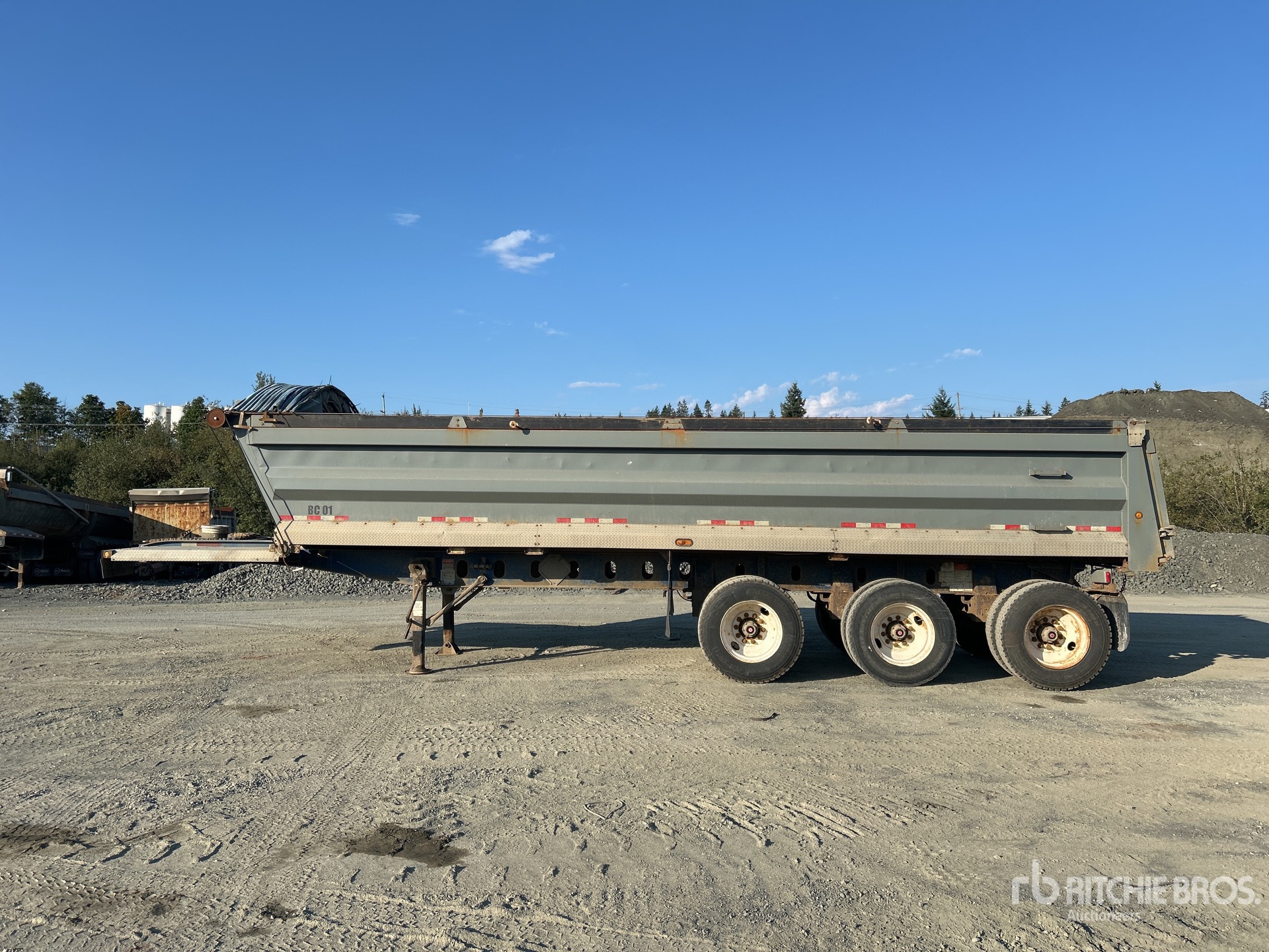 2006 Arnes 30 FT TRI/A