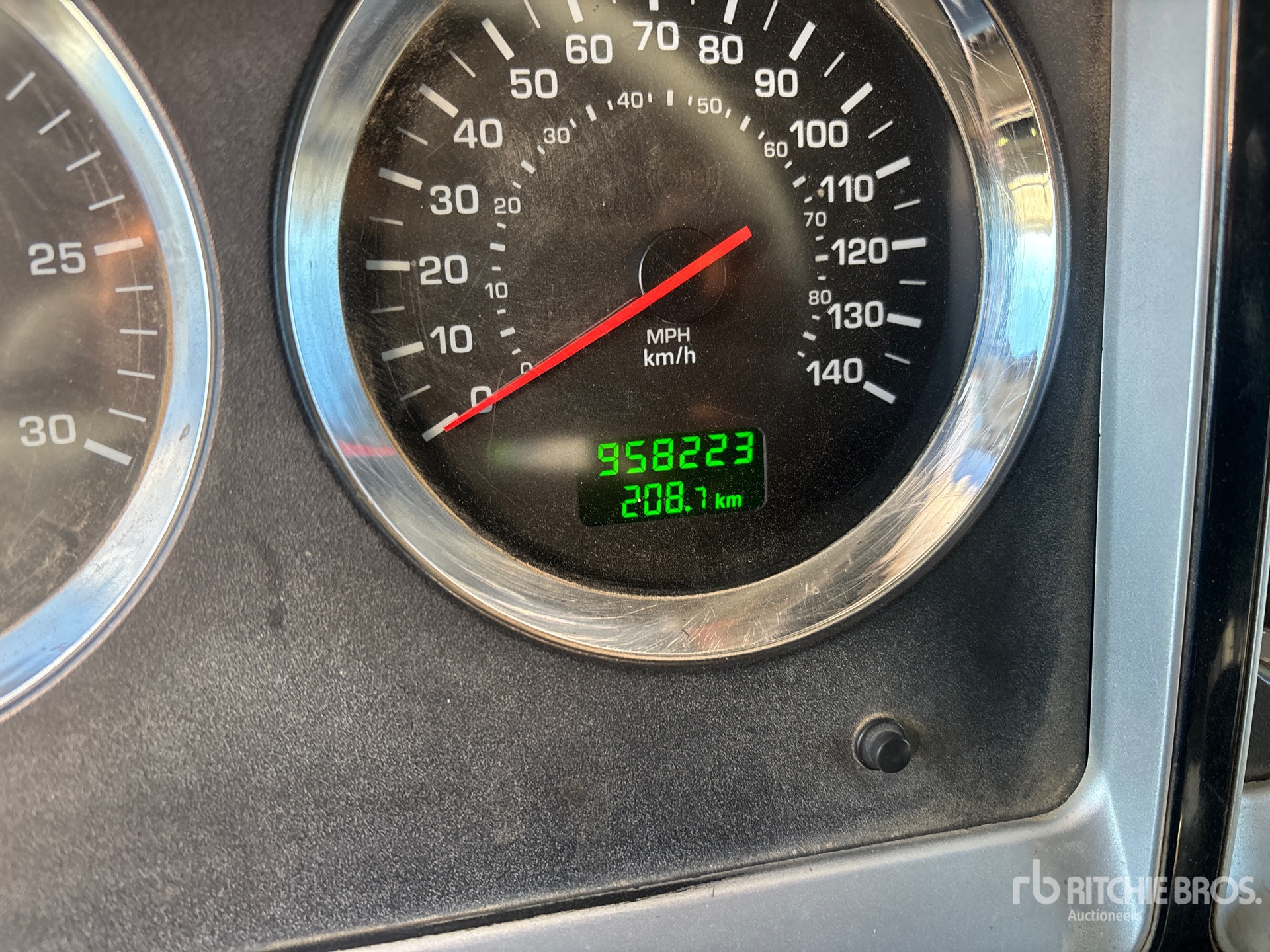 2007 Kenworth T800B
