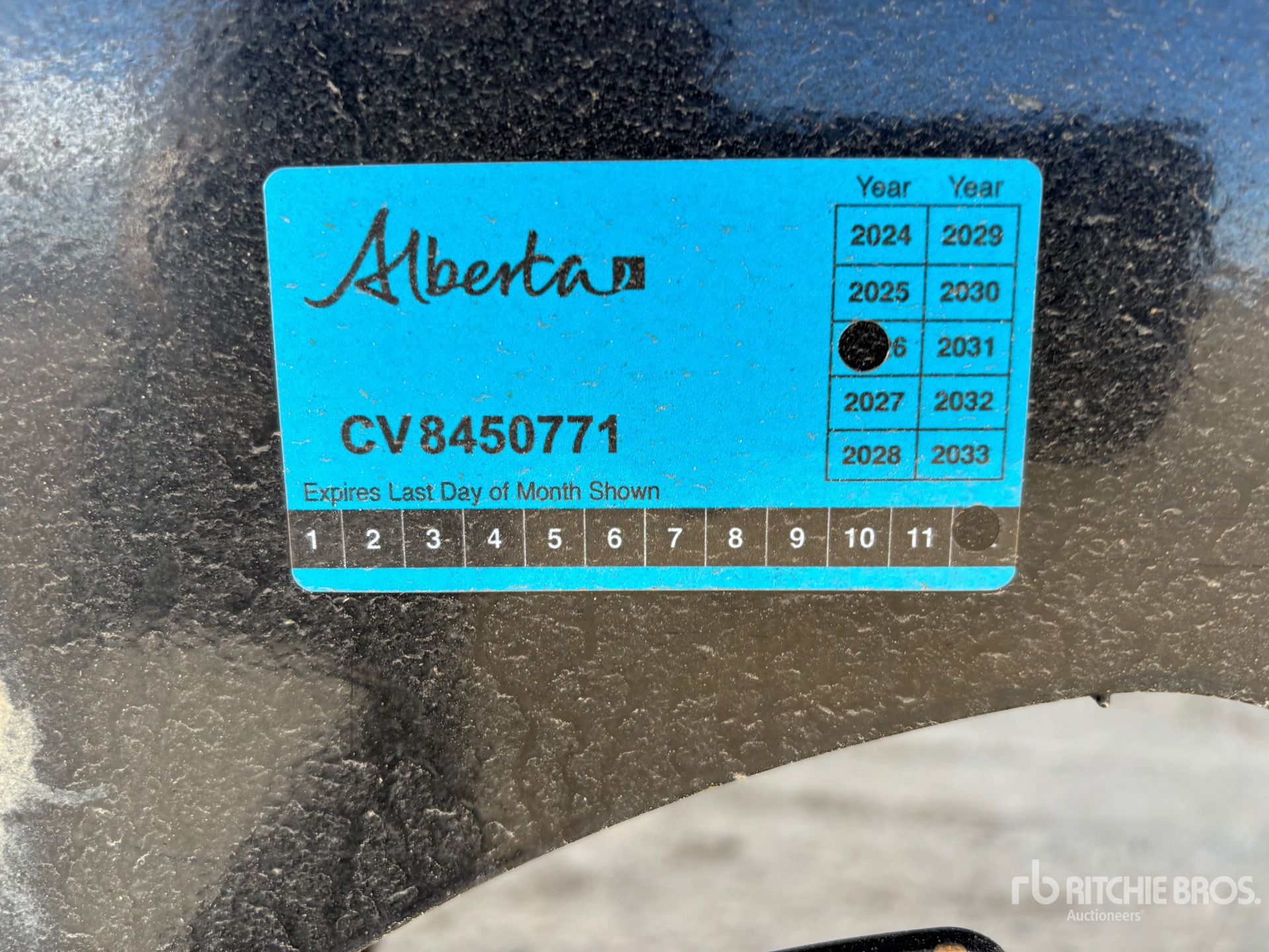 2025 Canuck 33 FT TRI/A