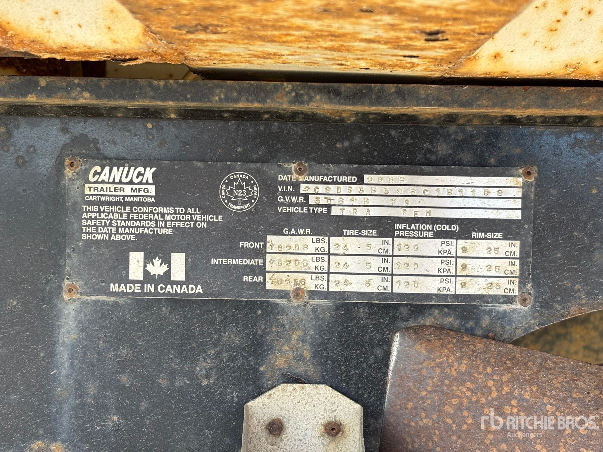 2006 Canuck 30 FT TRI/A