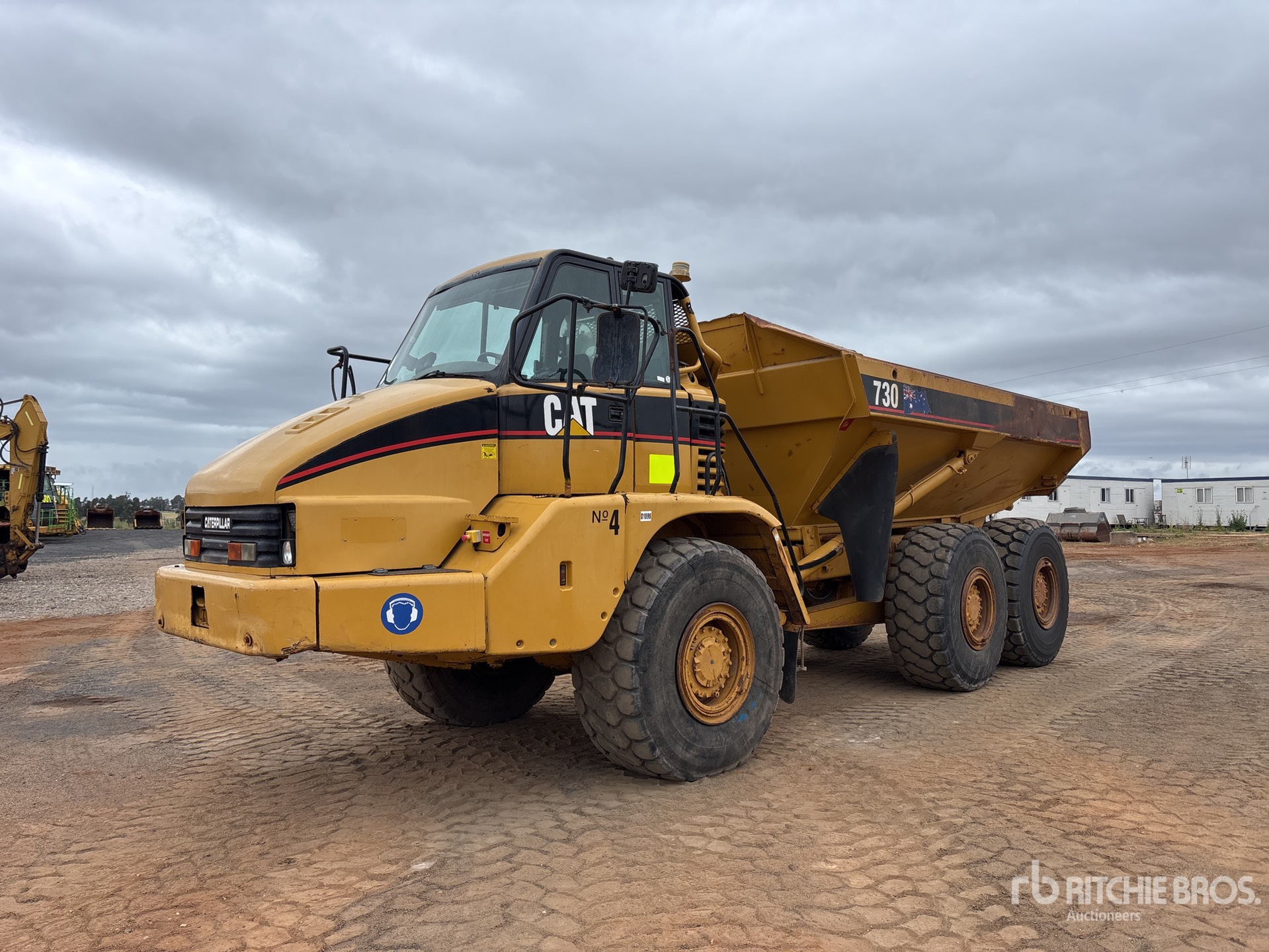 2002 Caterpillar 730