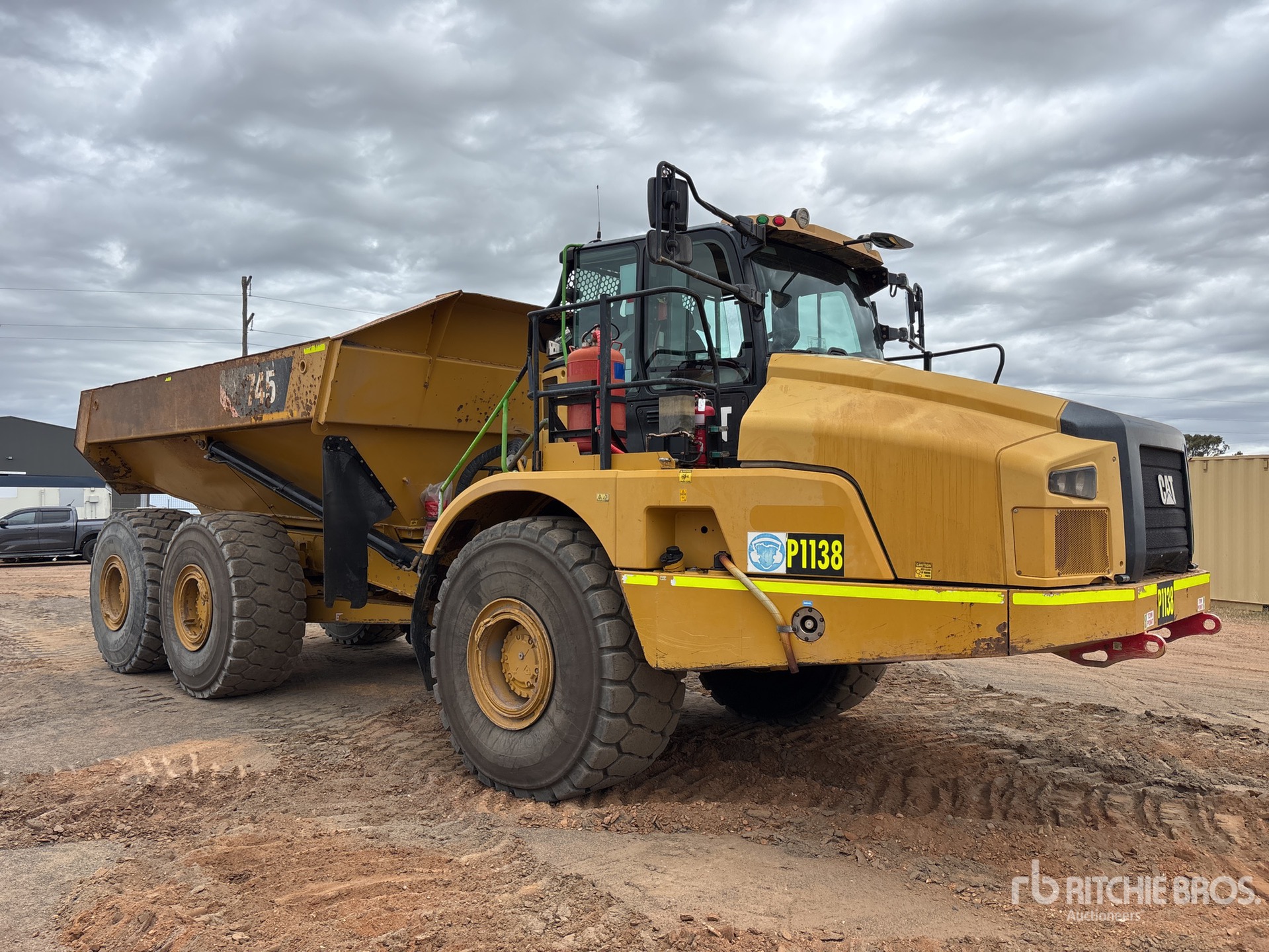 2018 Caterpillar 745
