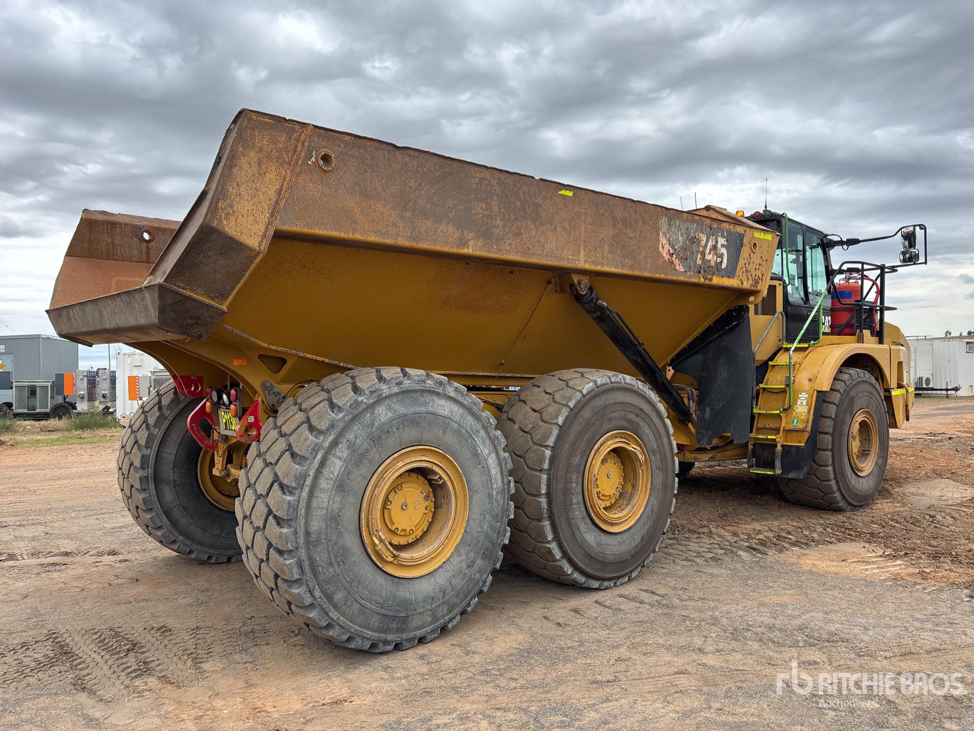 2018 Caterpillar 745