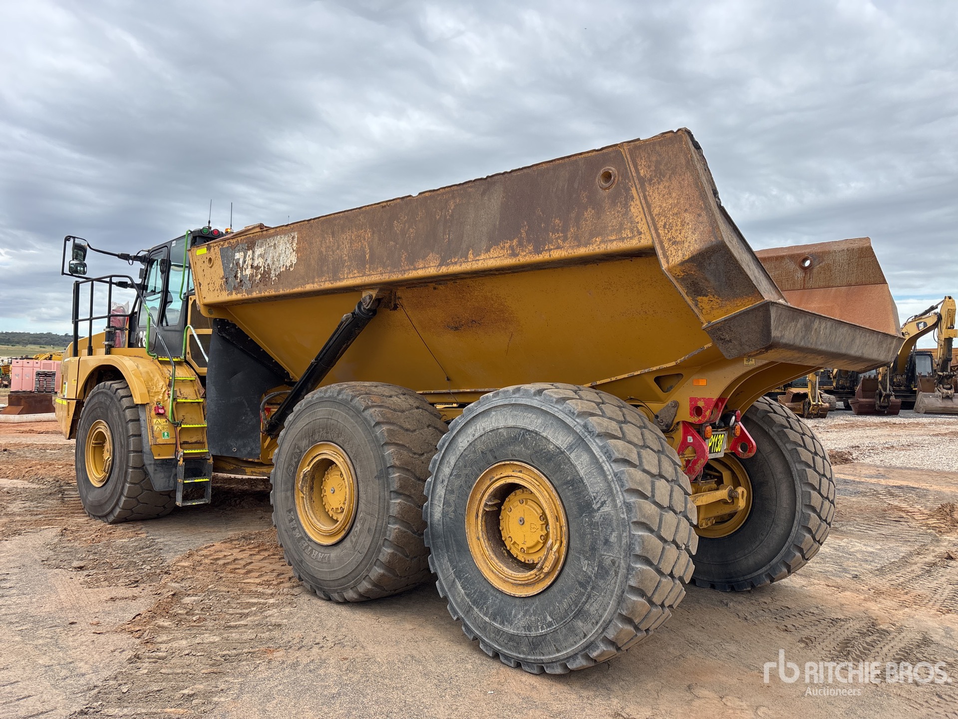 2018 Caterpillar 745